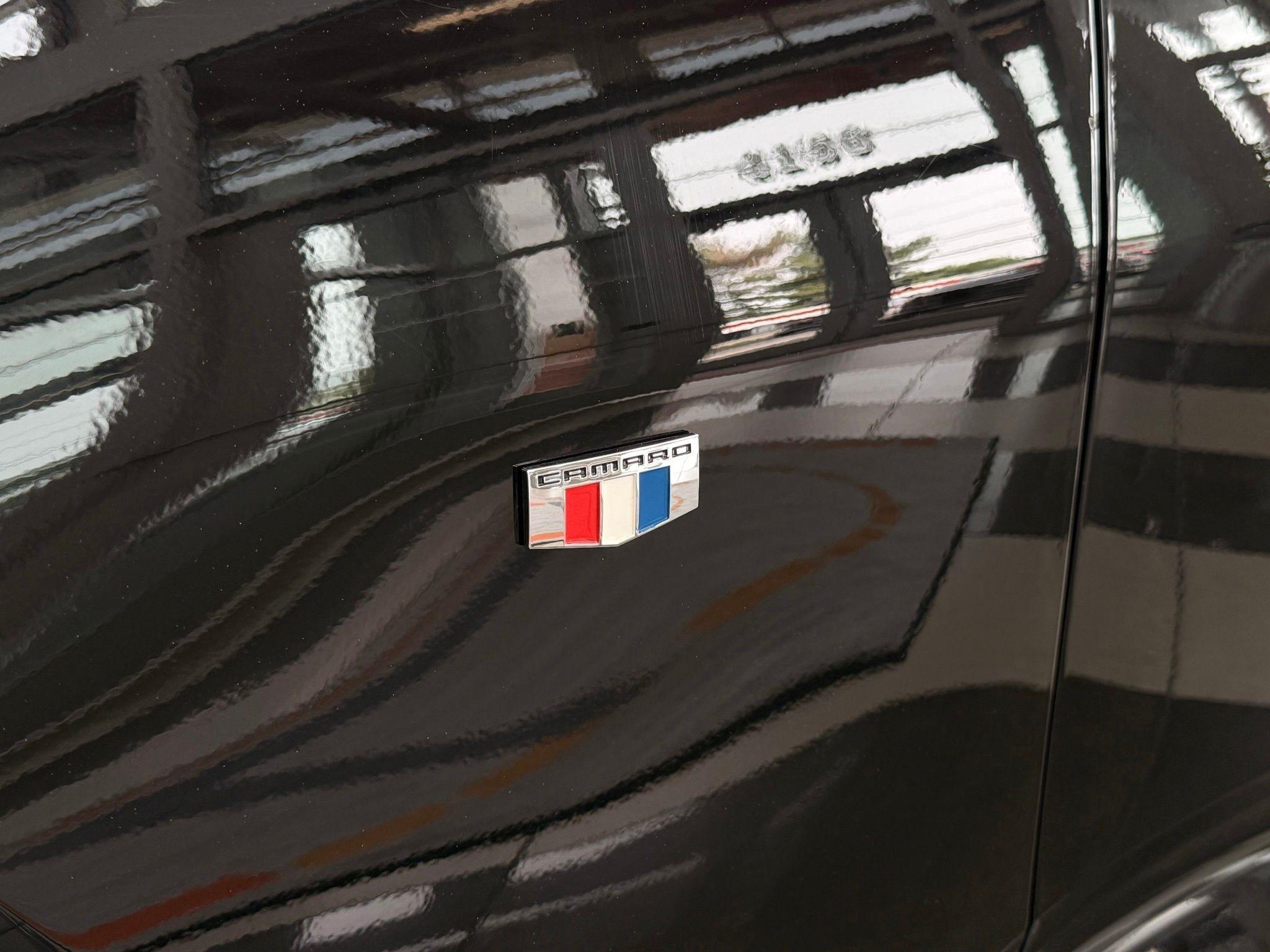 Chevrolet Camaro  2021