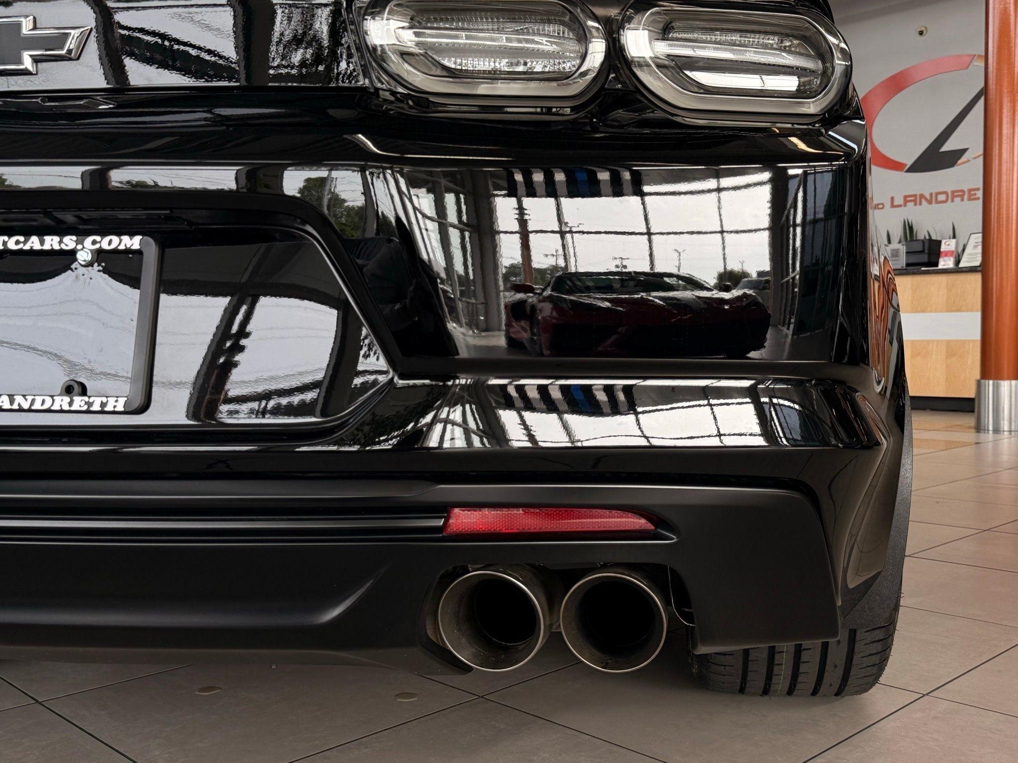 Chevrolet Camaro  2021