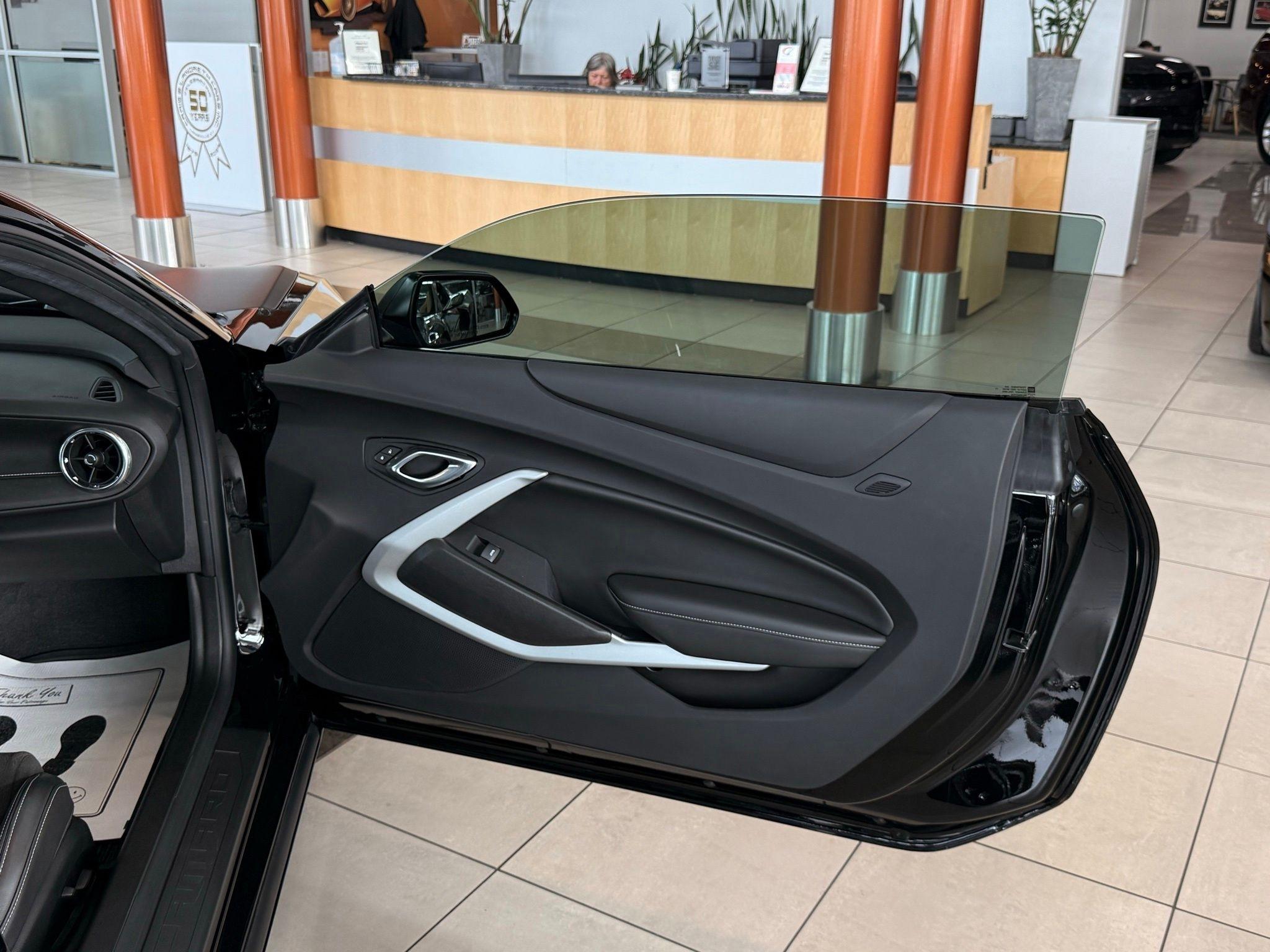 Chevrolet Camaro  2021