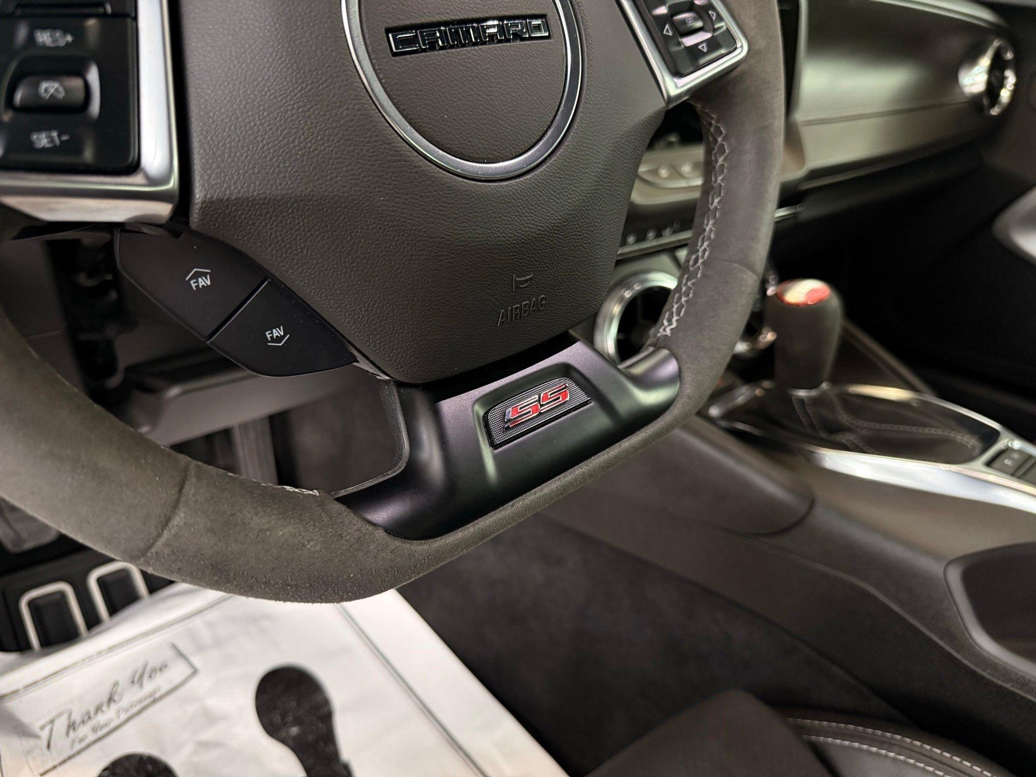 Chevrolet Camaro  2021