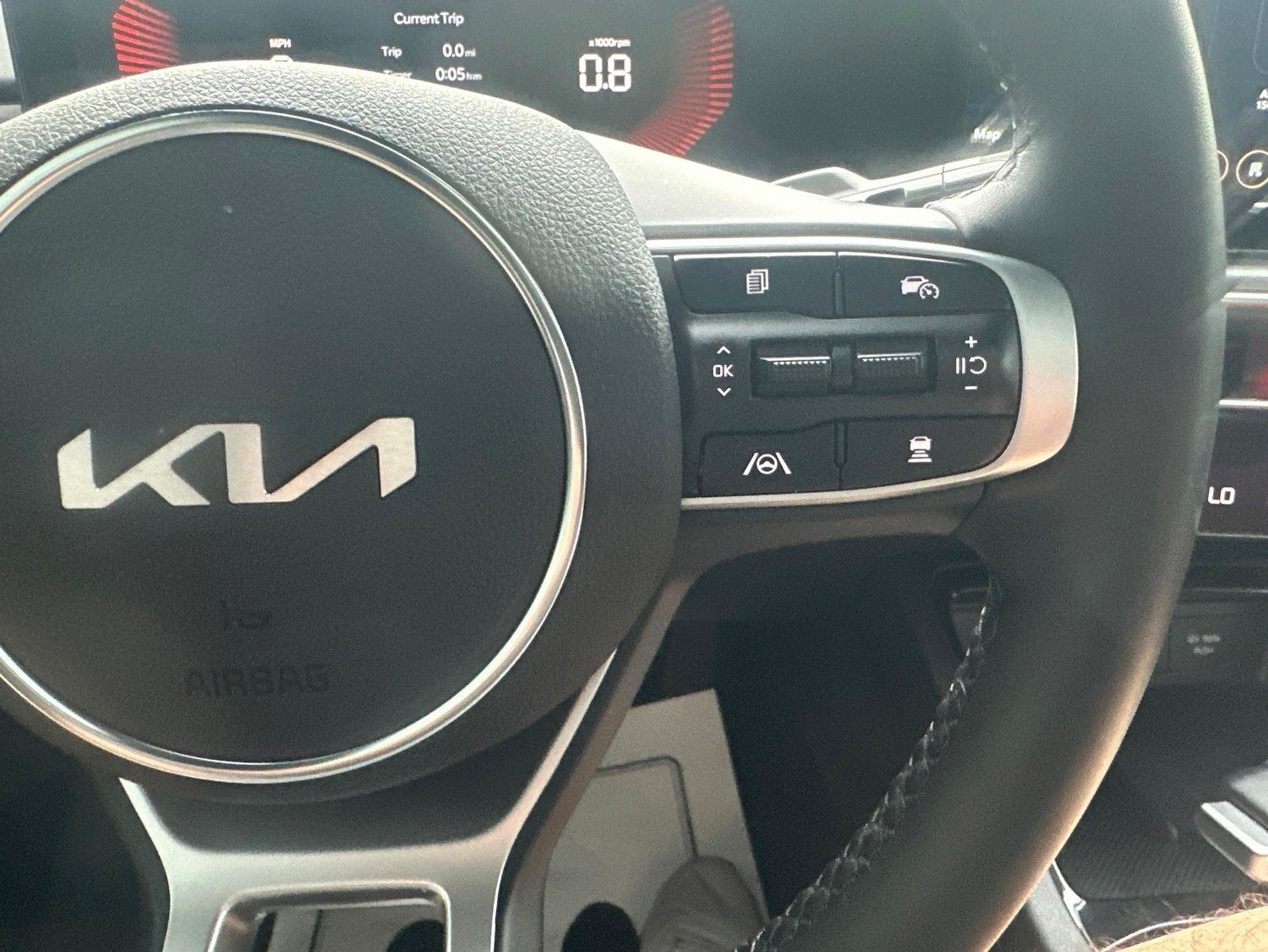 Kia K5  2026