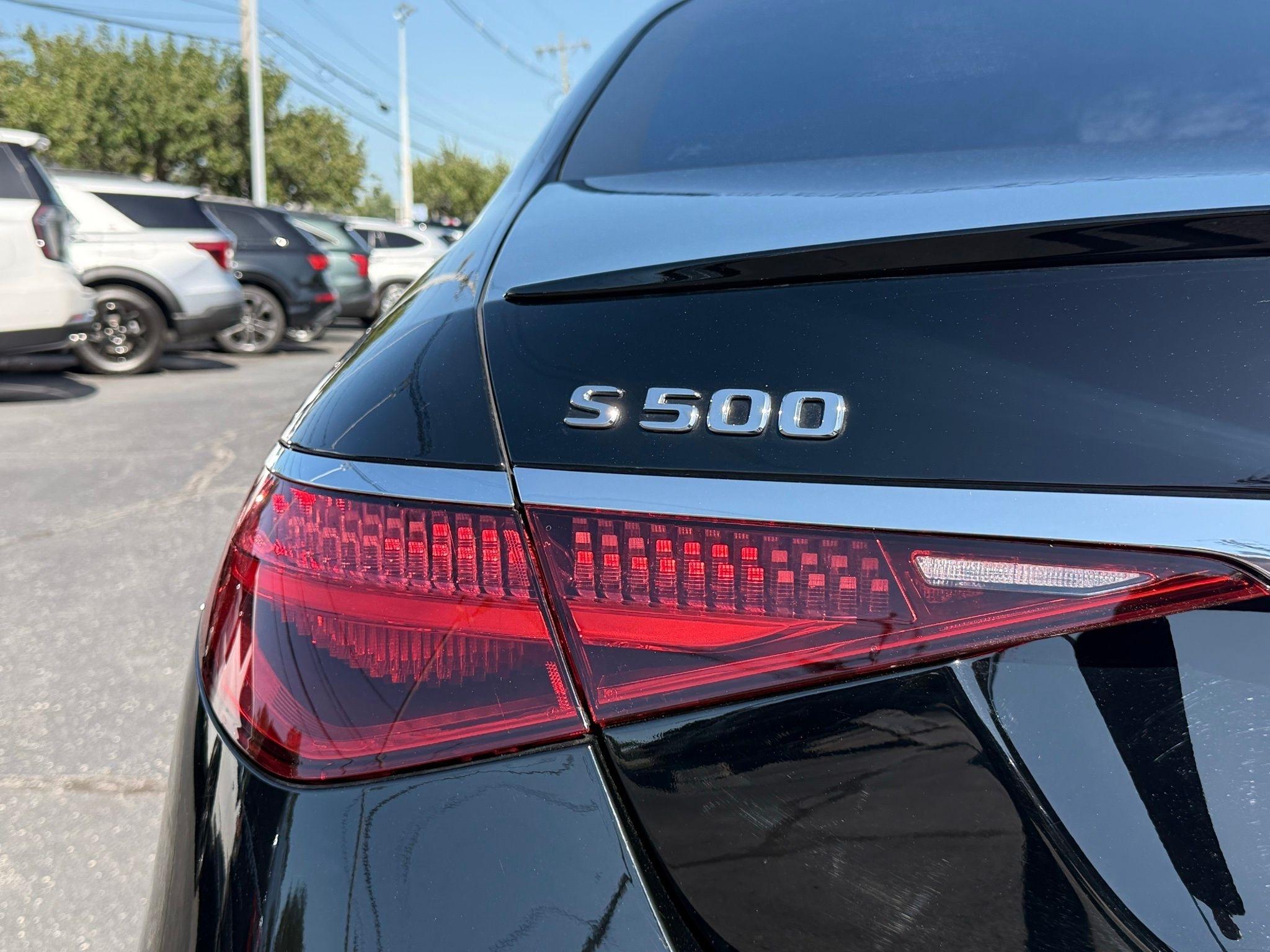 Mercedes-Benz S-Class  2022
