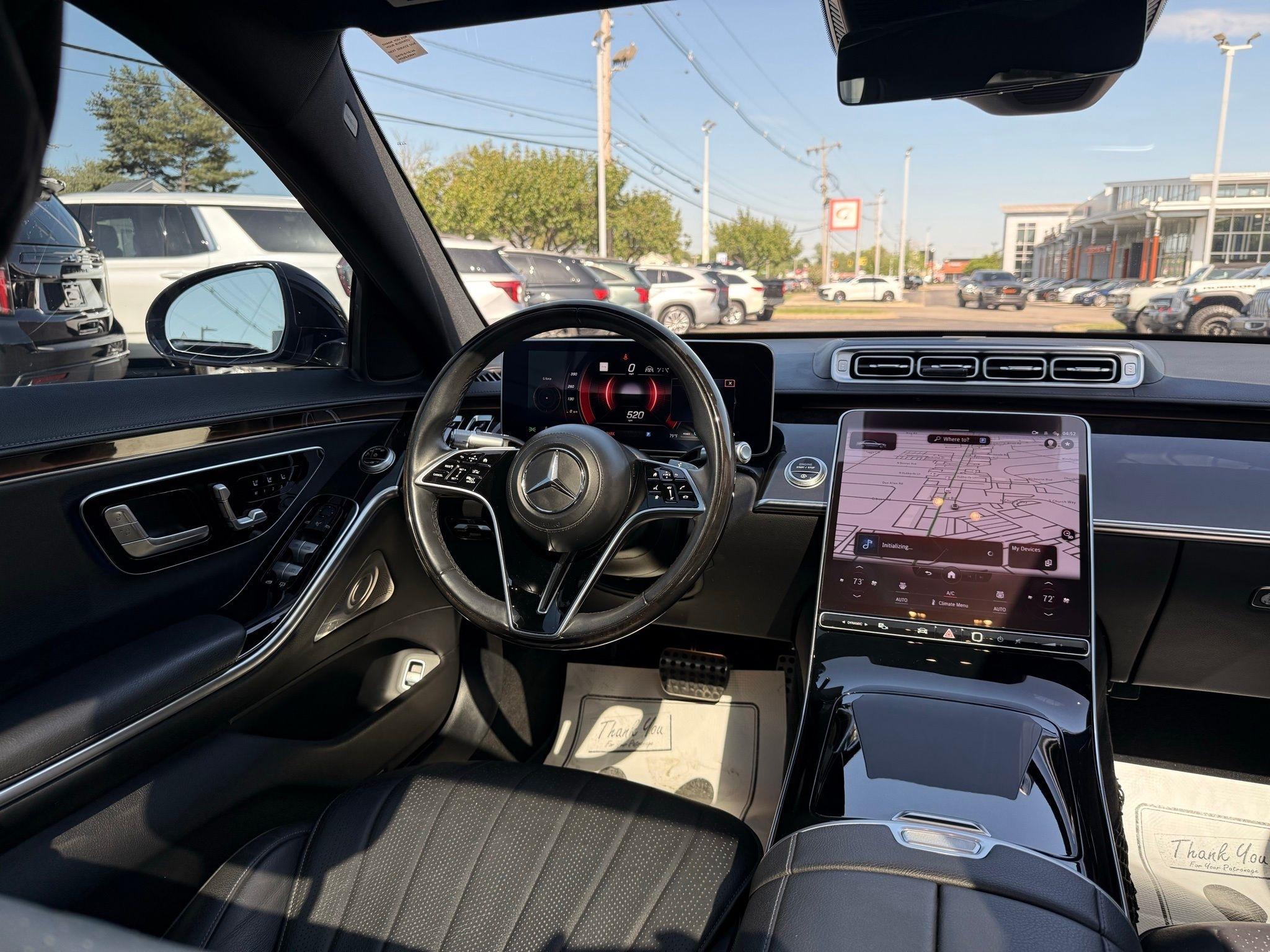 Mercedes-Benz S-Class  2022