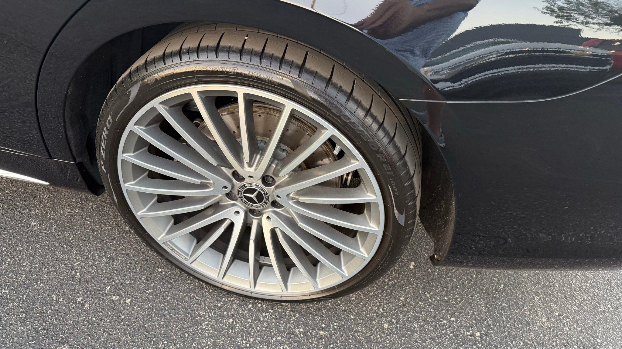 Mercedes-Benz S-Class  2022