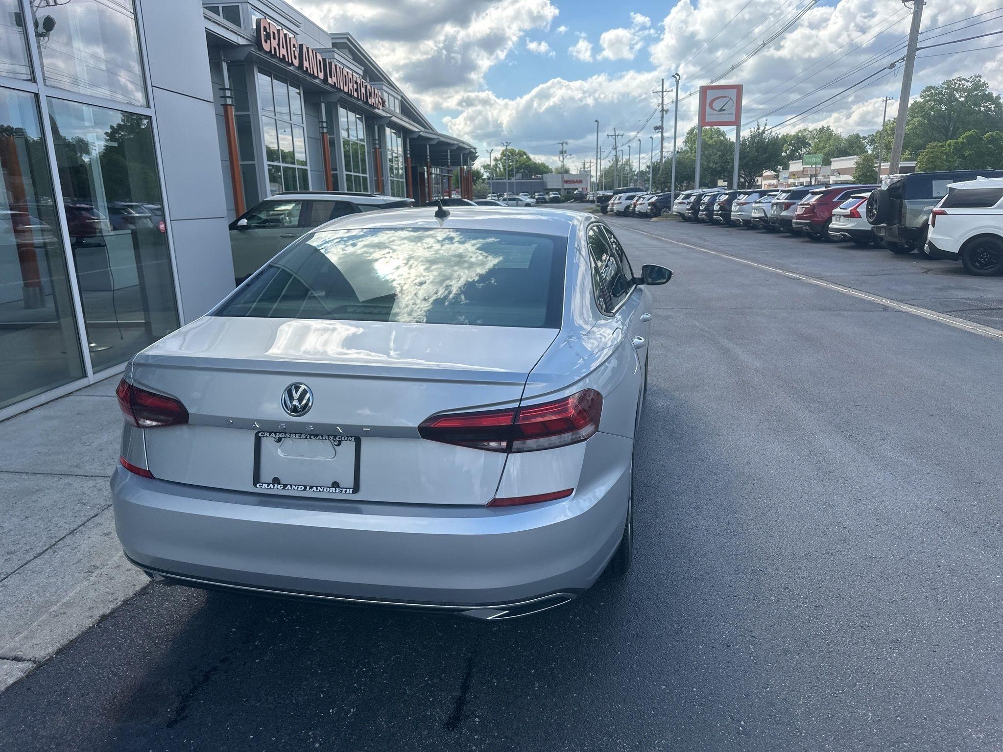 Volkswagen Passat  2020