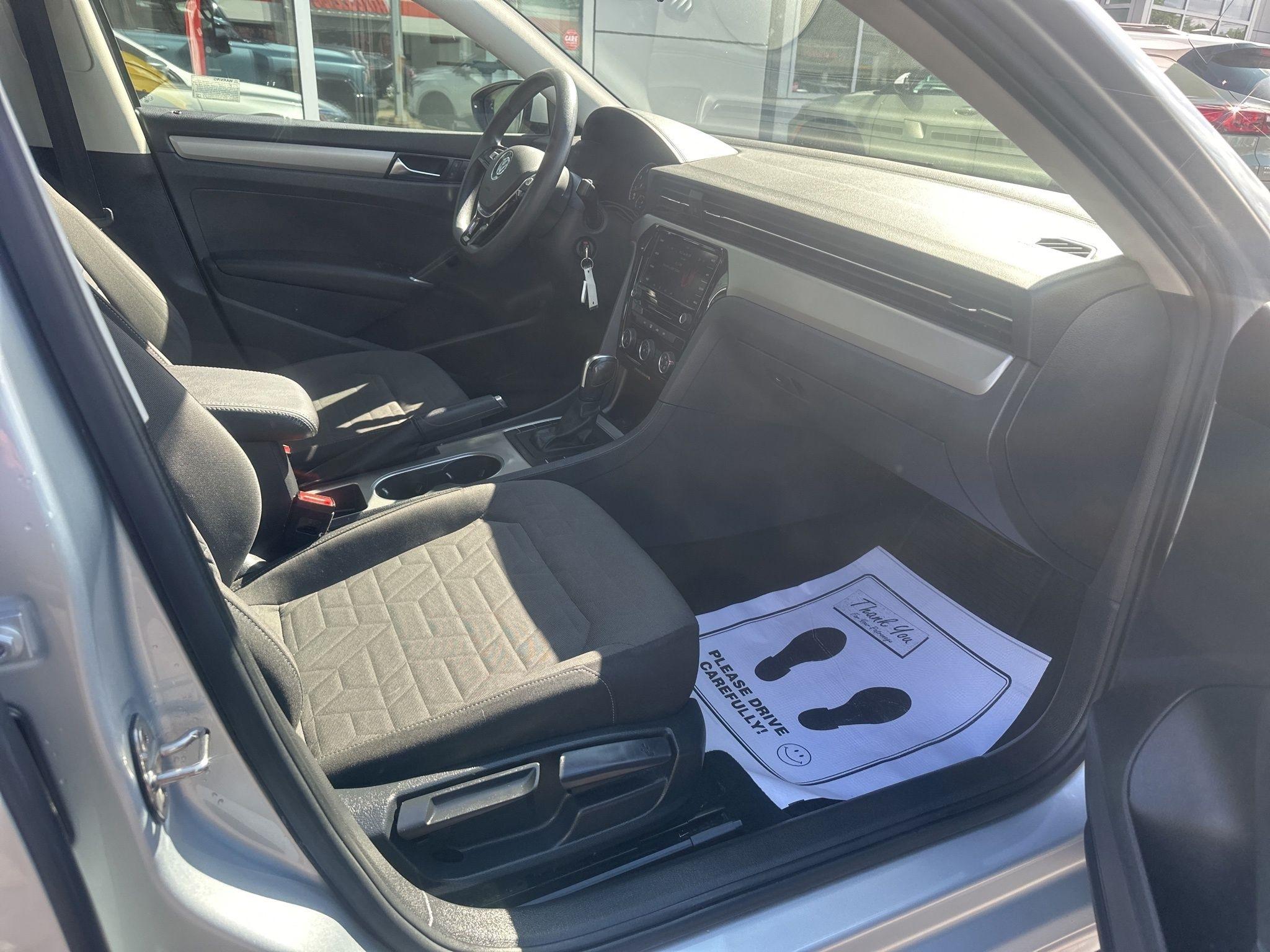 Volkswagen Passat  2020