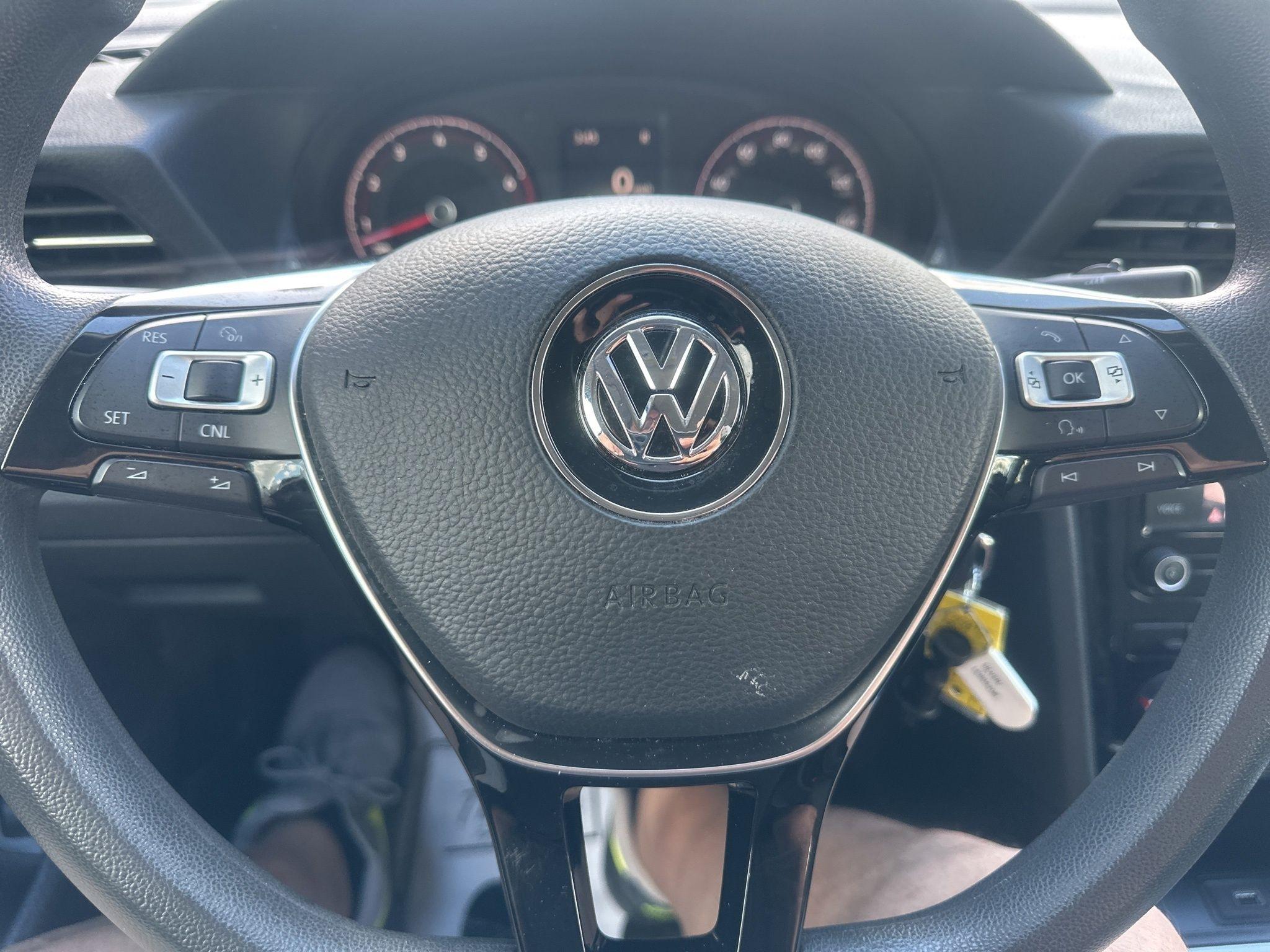 Volkswagen Passat  2020