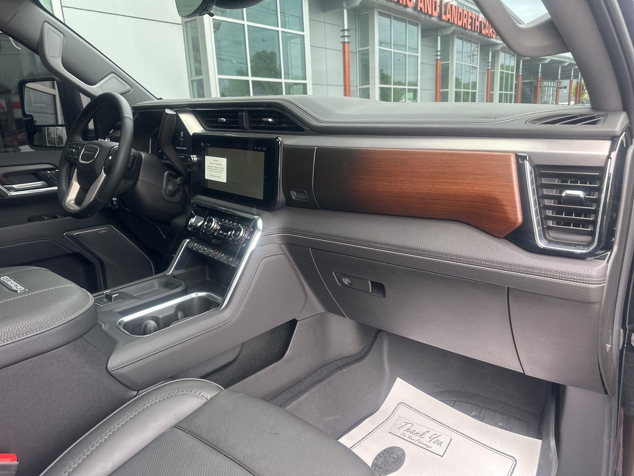 GMC Sierra 3500HD  2025