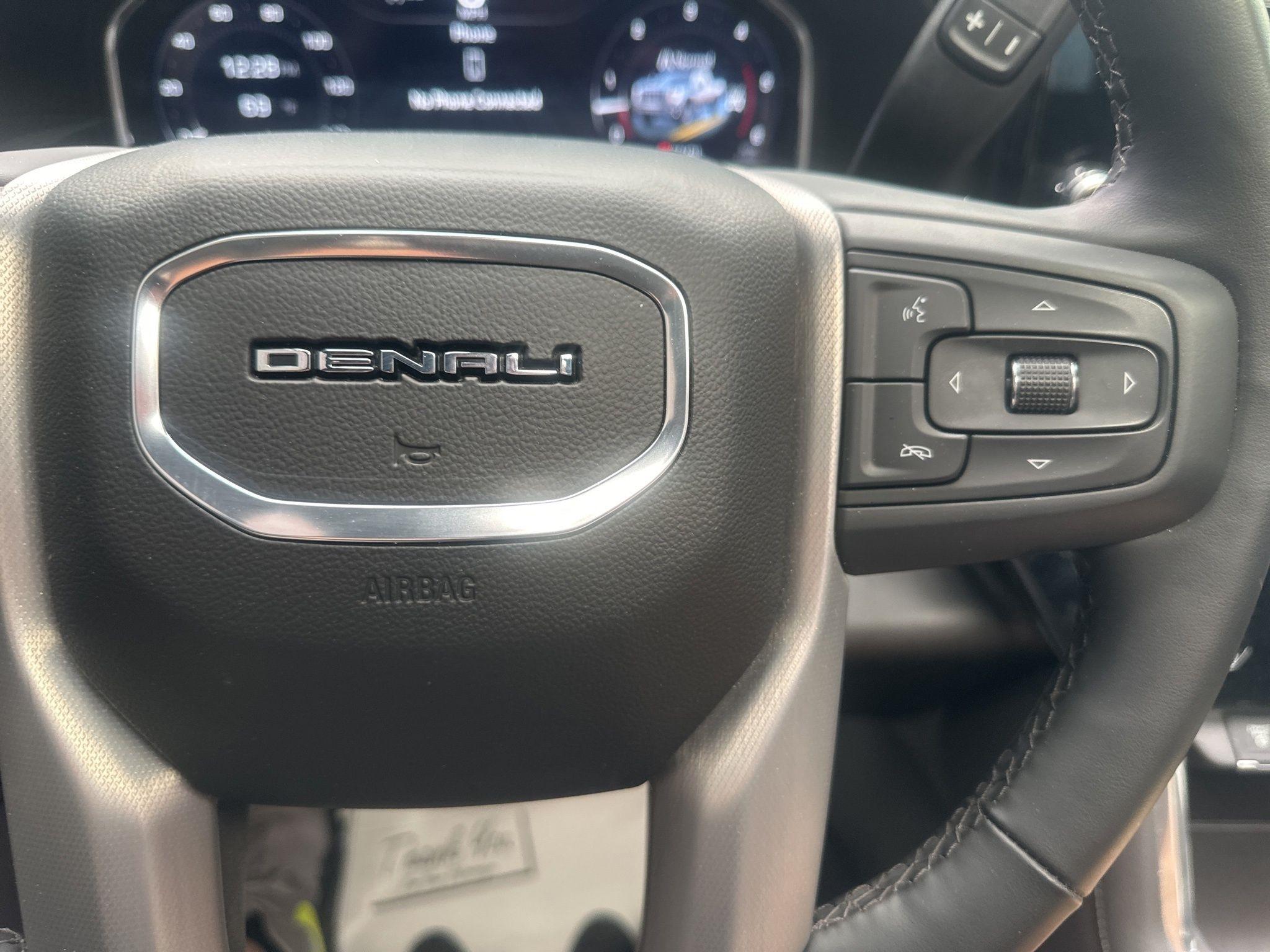 GMC Sierra 3500HD  2025