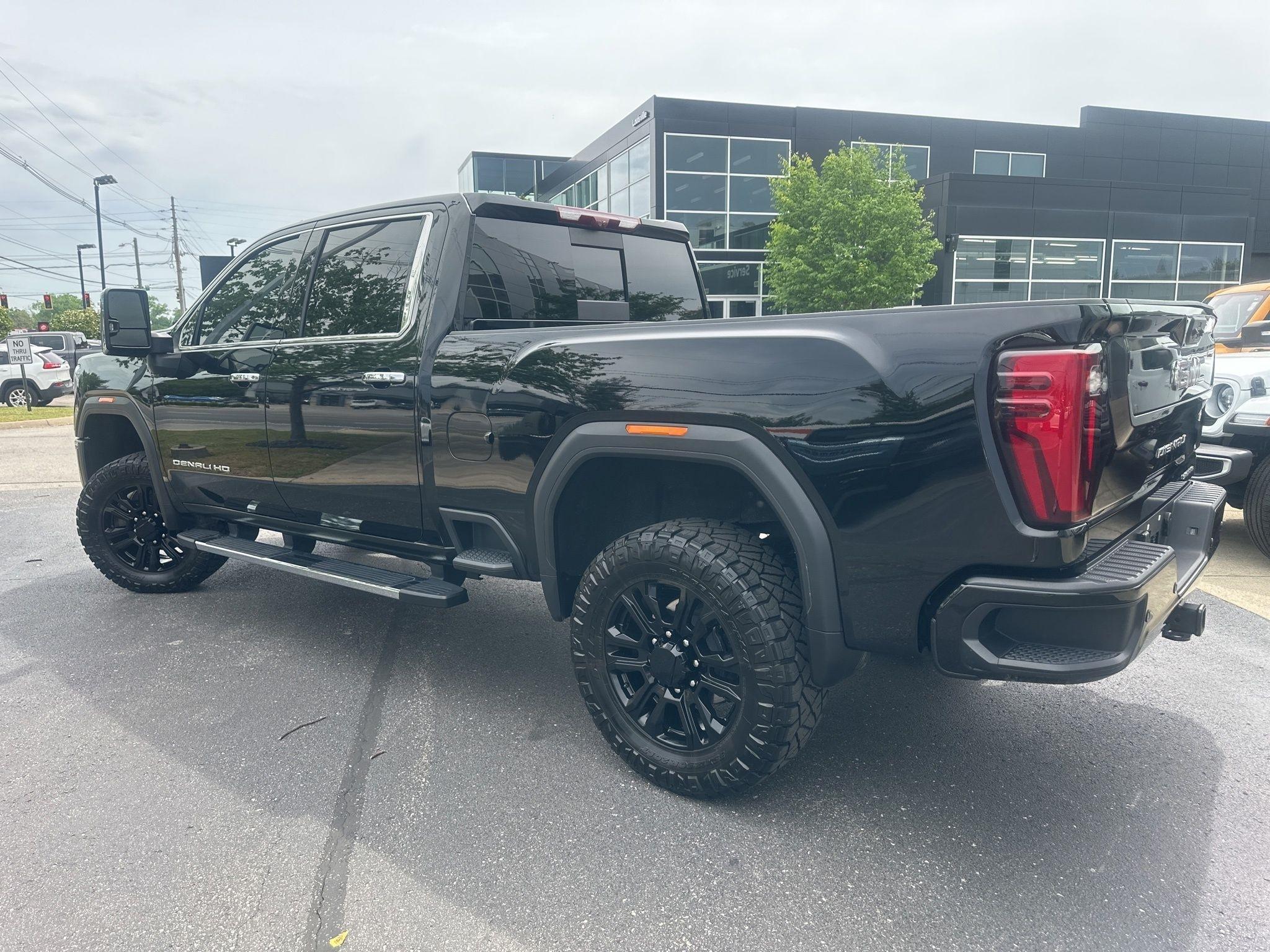 GMC Sierra 3500HD  2025