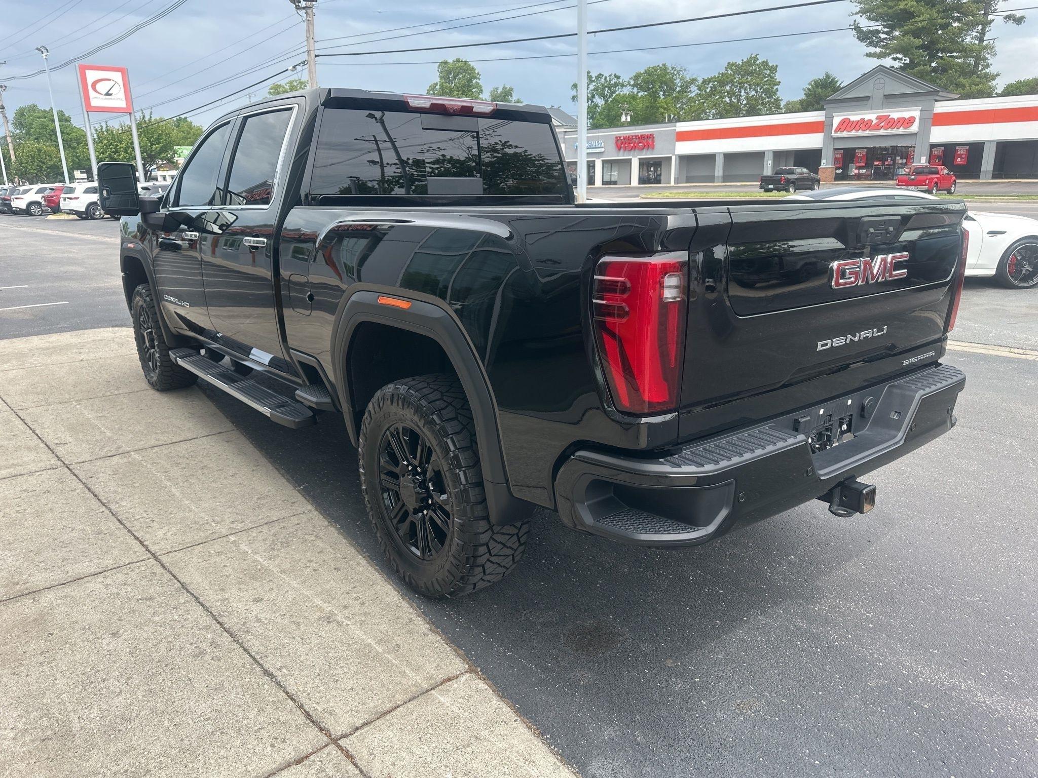 GMC Sierra 3500HD  2025