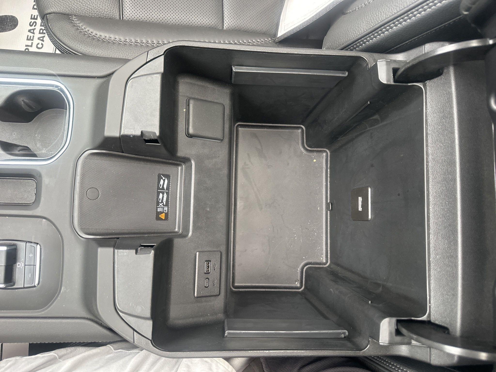 GMC Sierra 3500HD  2025