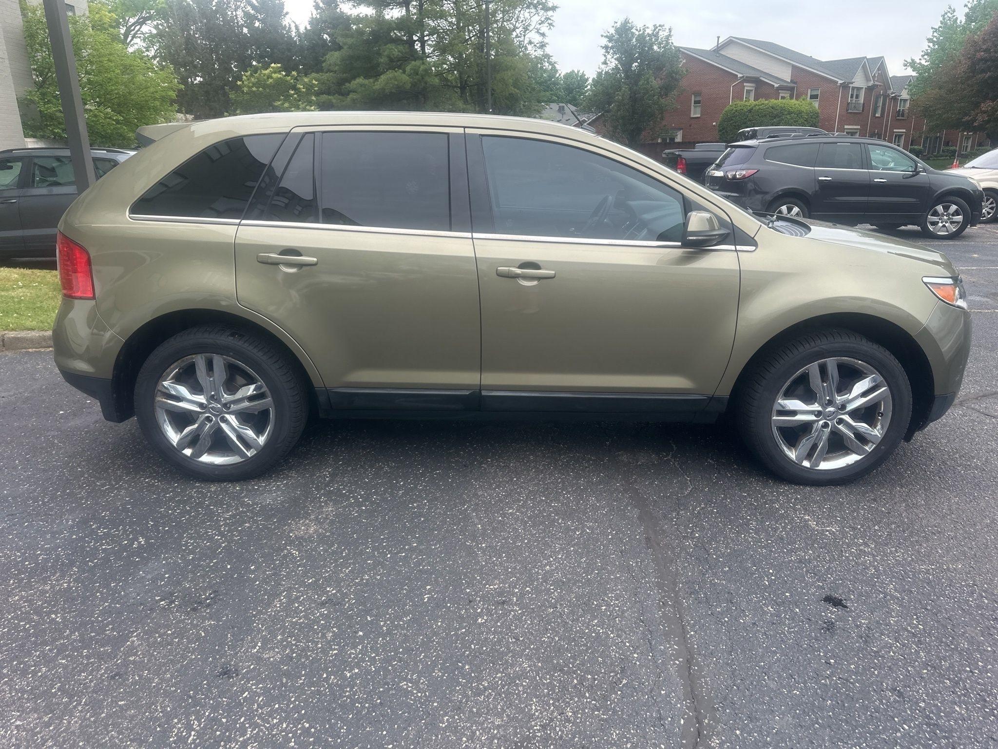 Ford Edge  2013