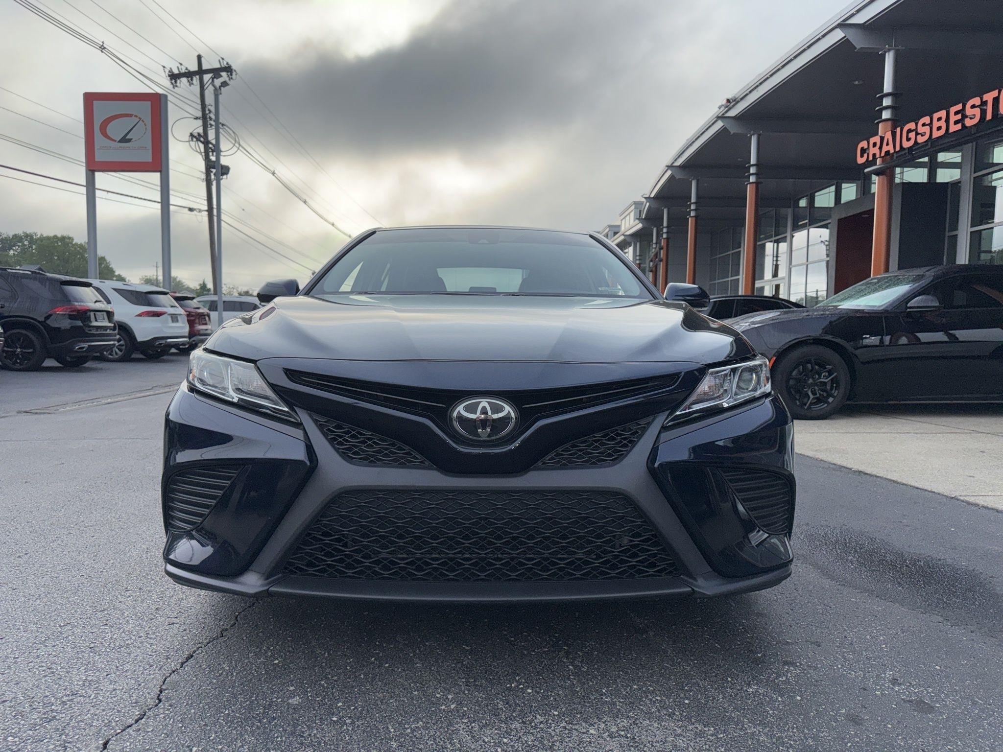 Toyota Camry  2019