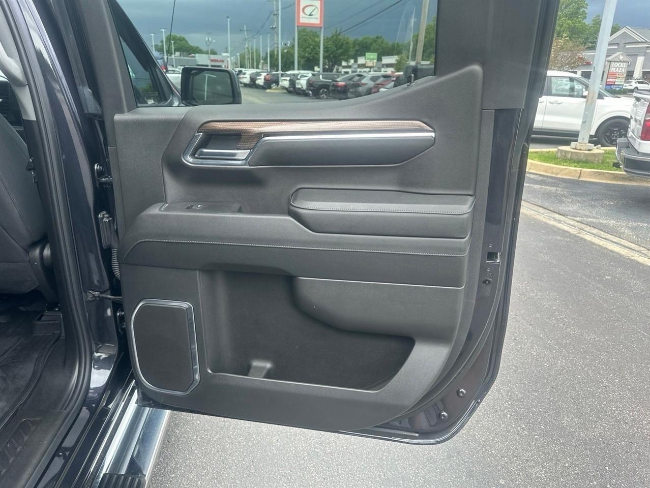 Chevrolet Silverado 1500  2024