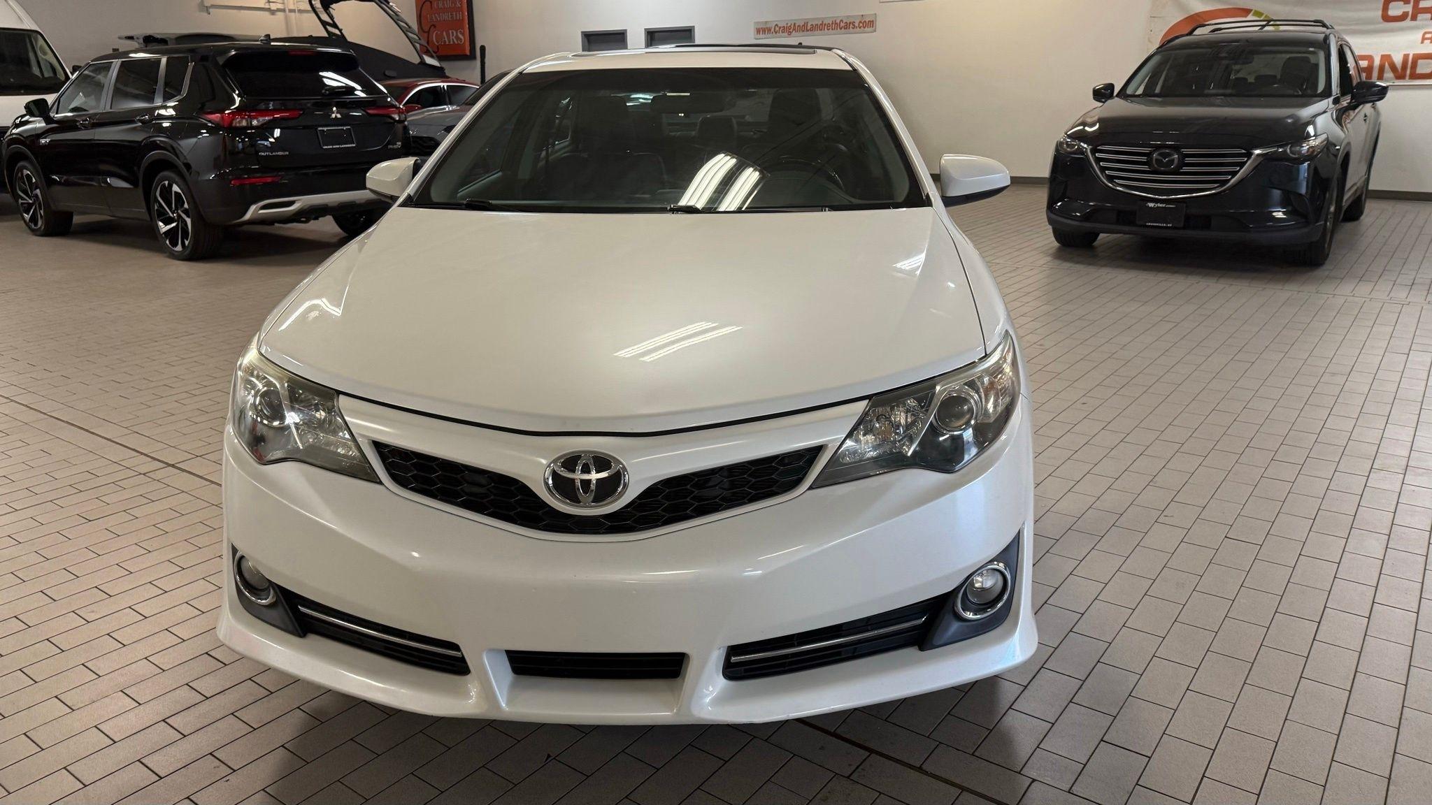 Toyota Camry  2012