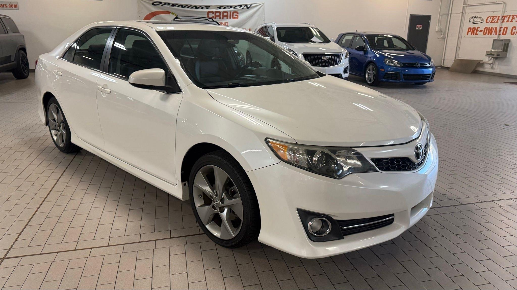 Toyota Camry  2012