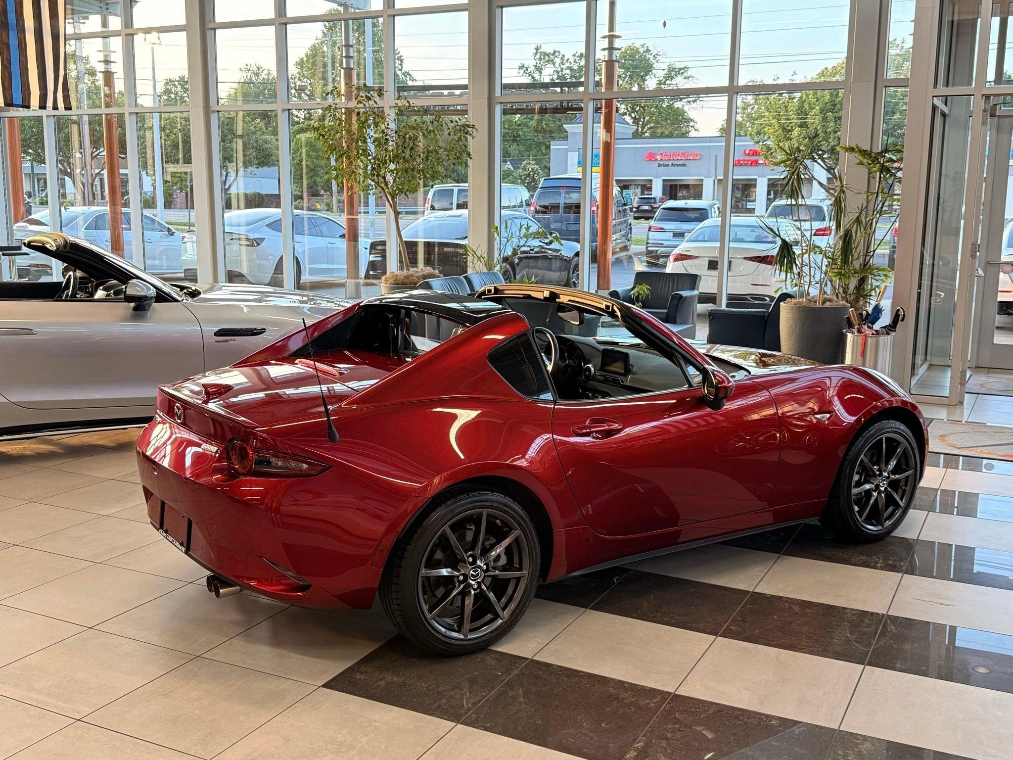 Mazda MX-5 Miata RF  2019