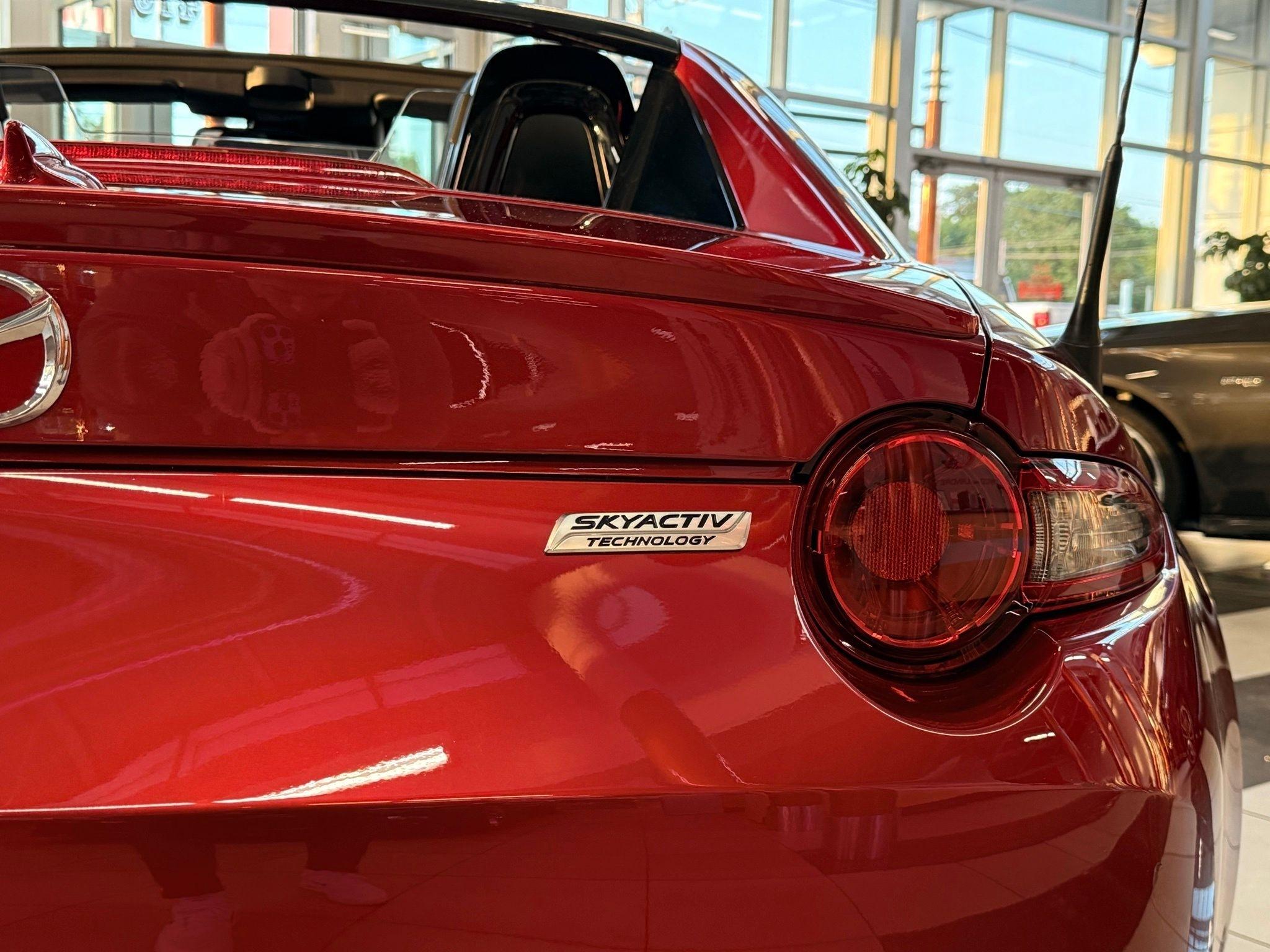 Mazda MX-5 Miata RF  2019