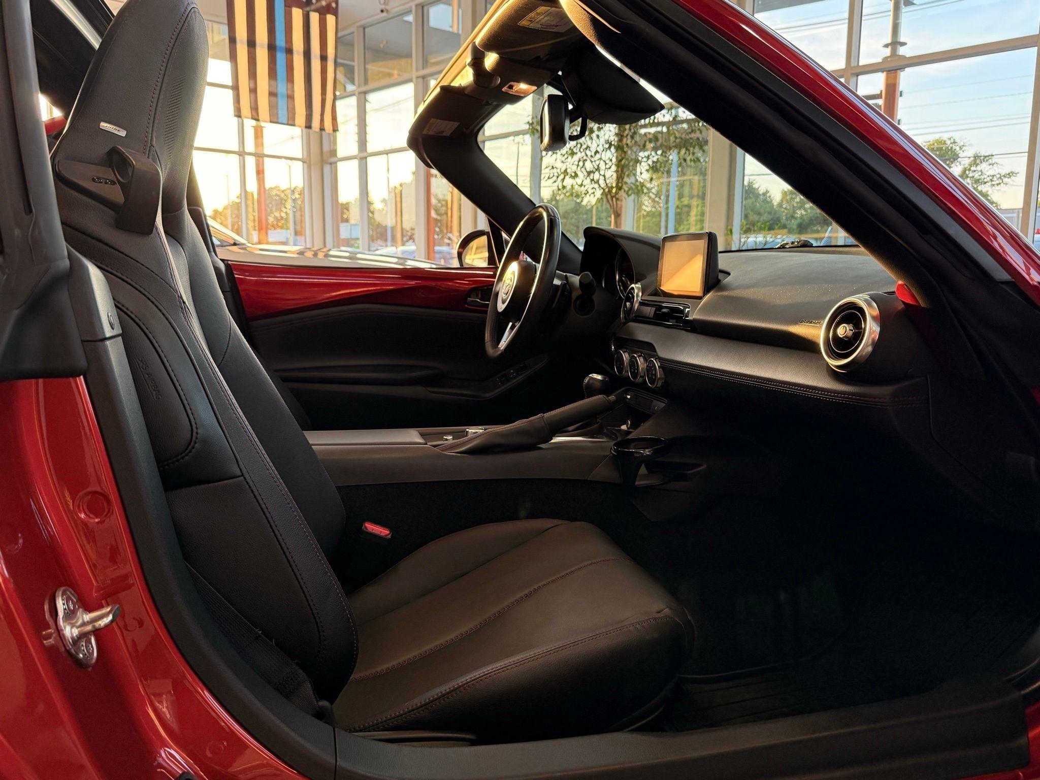 Mazda MX-5 Miata RF  2019