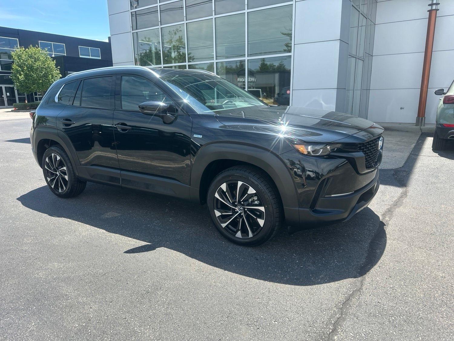 Mazda CX-50  2025