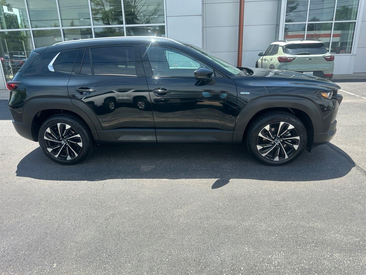 Mazda CX-50  2025