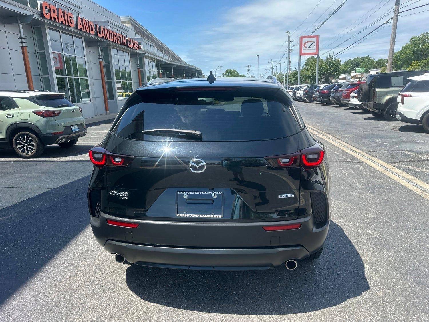 Mazda CX-50  2025