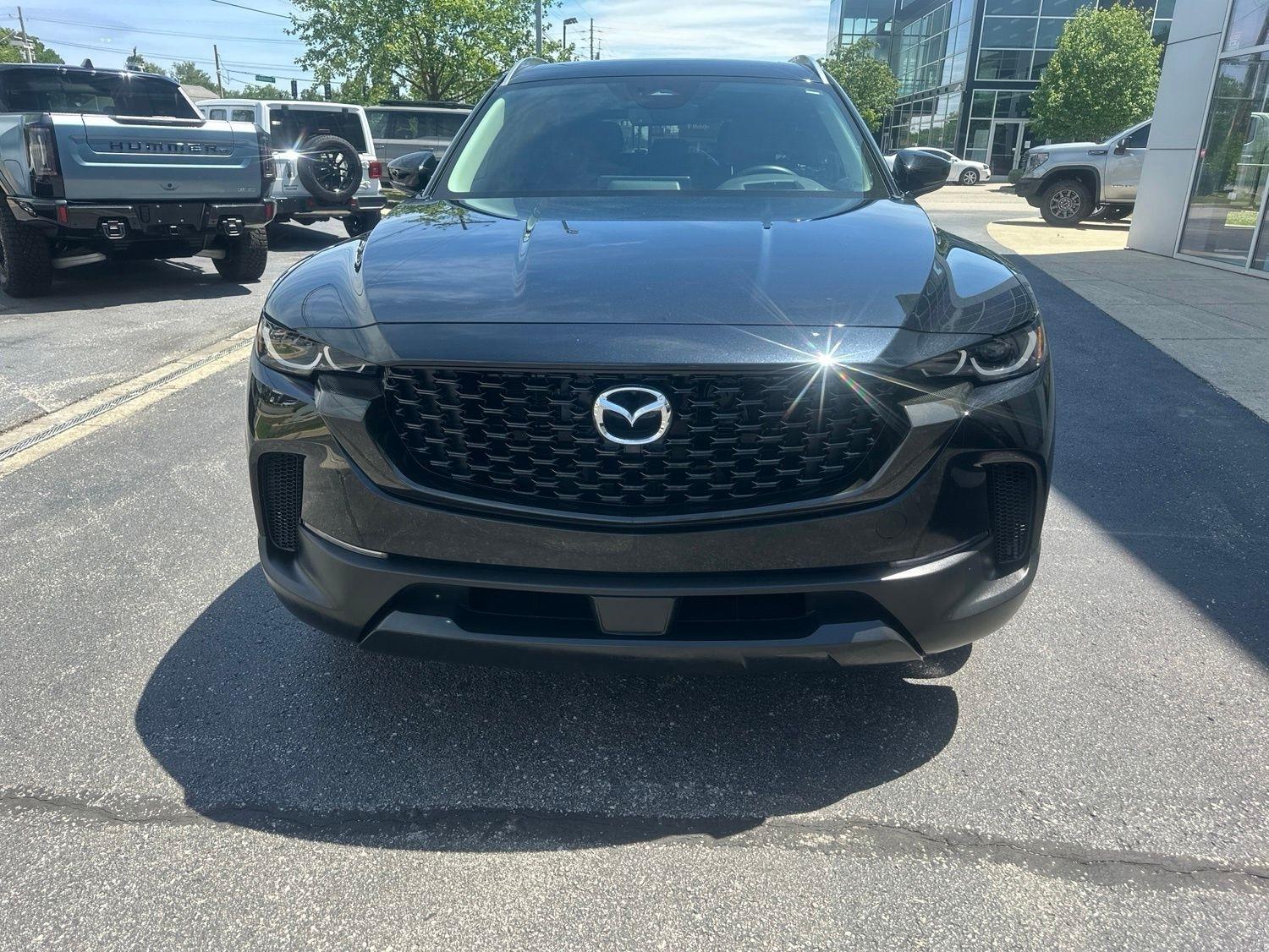 Mazda CX-50  2025