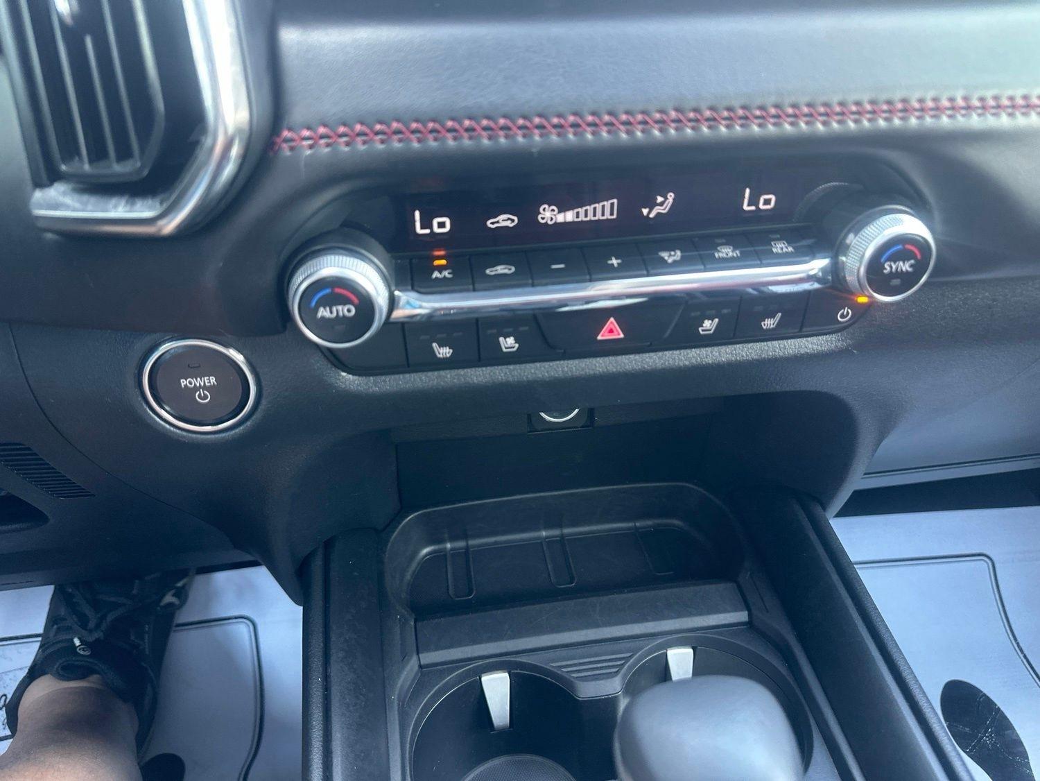 Mazda CX-50  2025