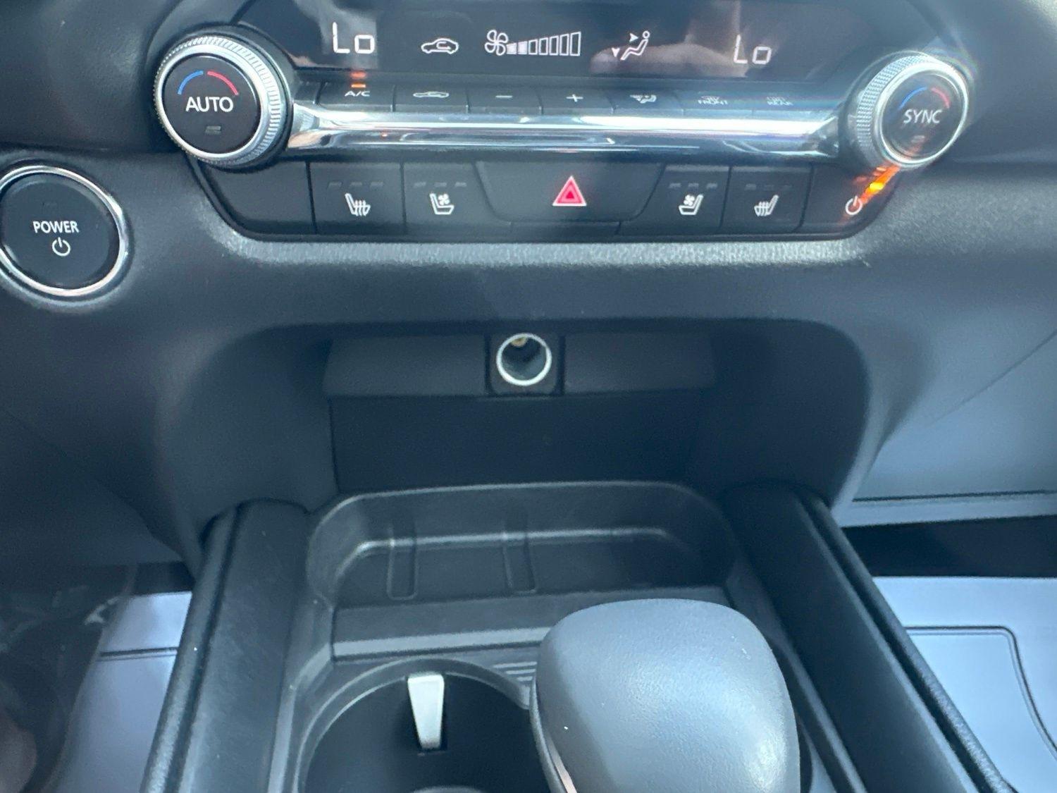 Mazda CX-50  2025