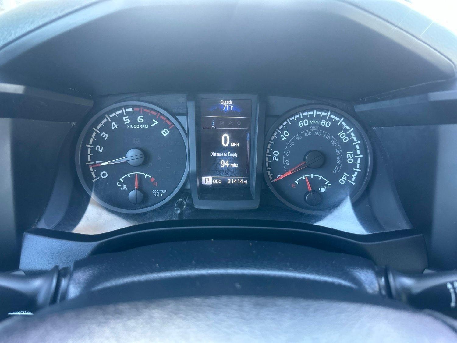 Toyota Tacoma  2021