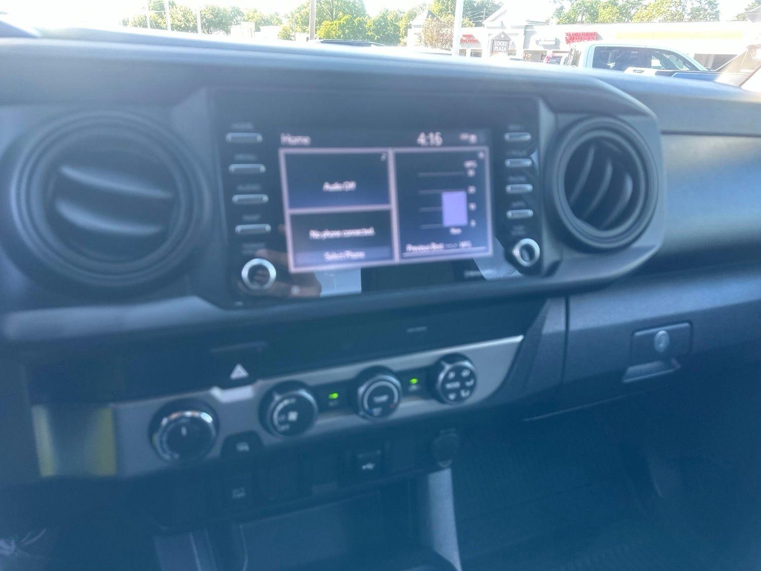 Toyota Tacoma  2021