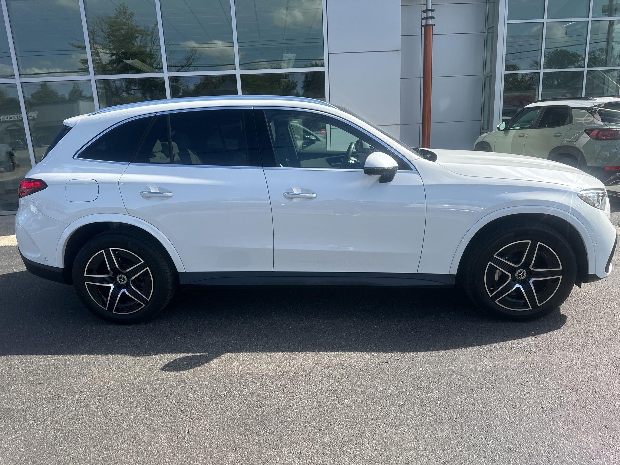 2025 Mercedes-Benz GLC GLC 300 4MATIC's photo