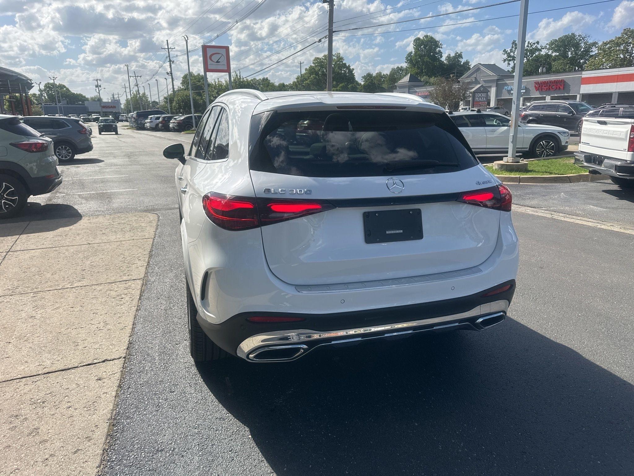 Mercedes-Benz GLC  2025
