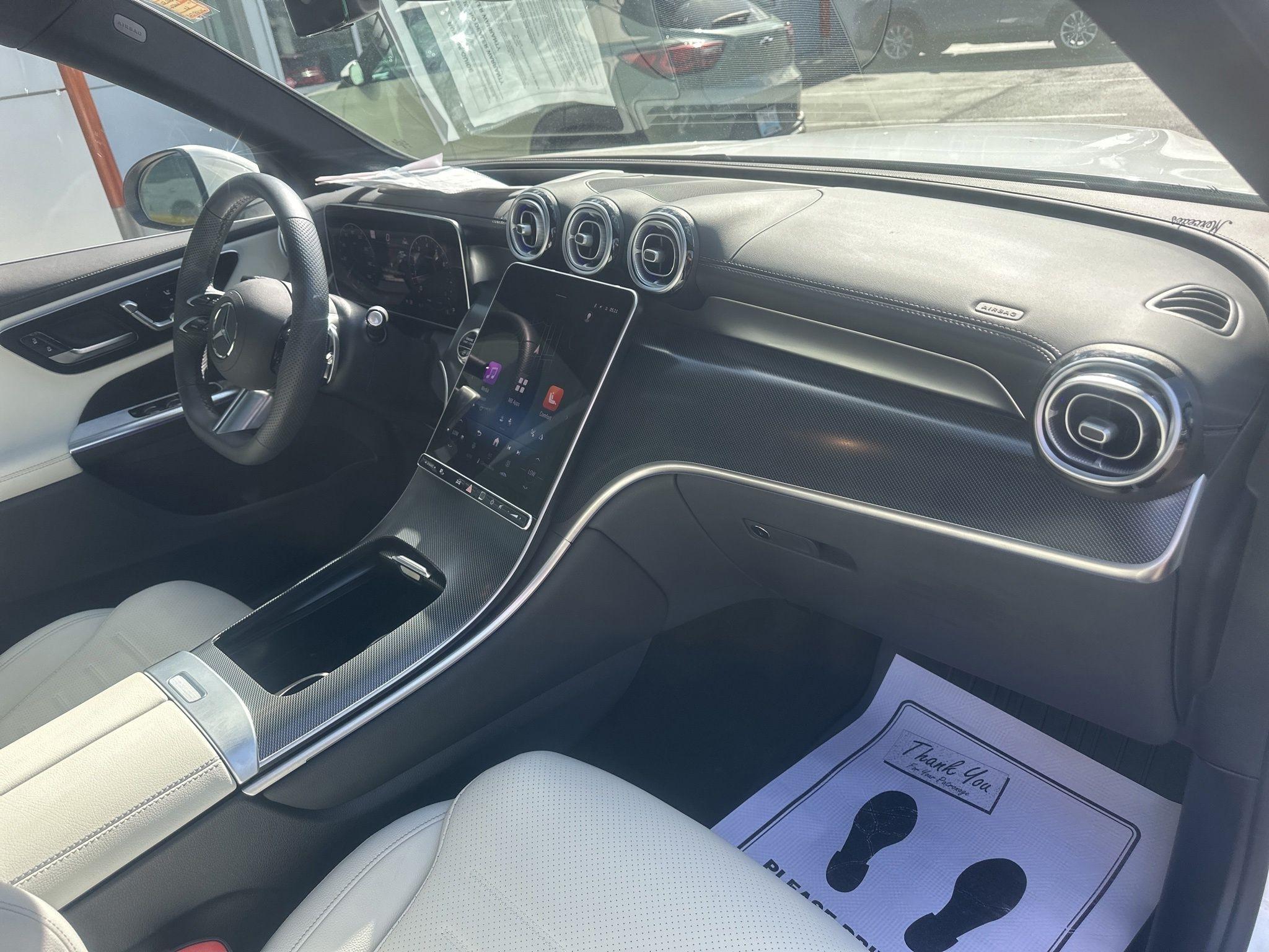 Mercedes-Benz GLC  2025