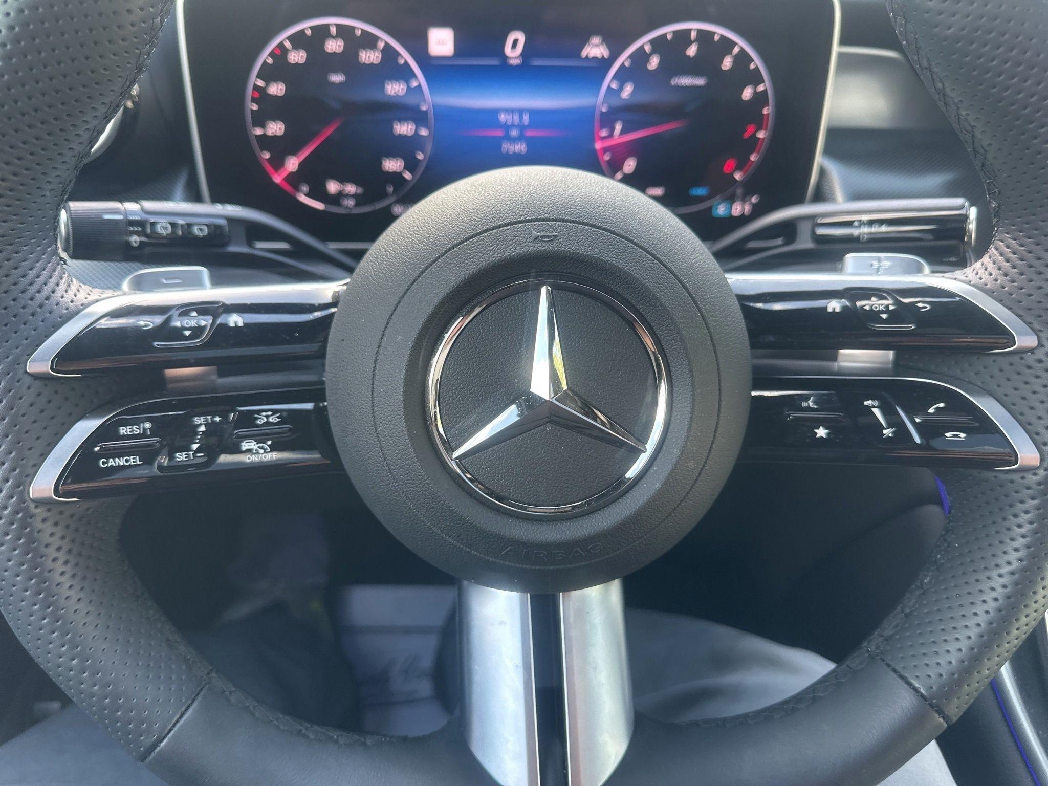Mercedes-Benz GLC  2025