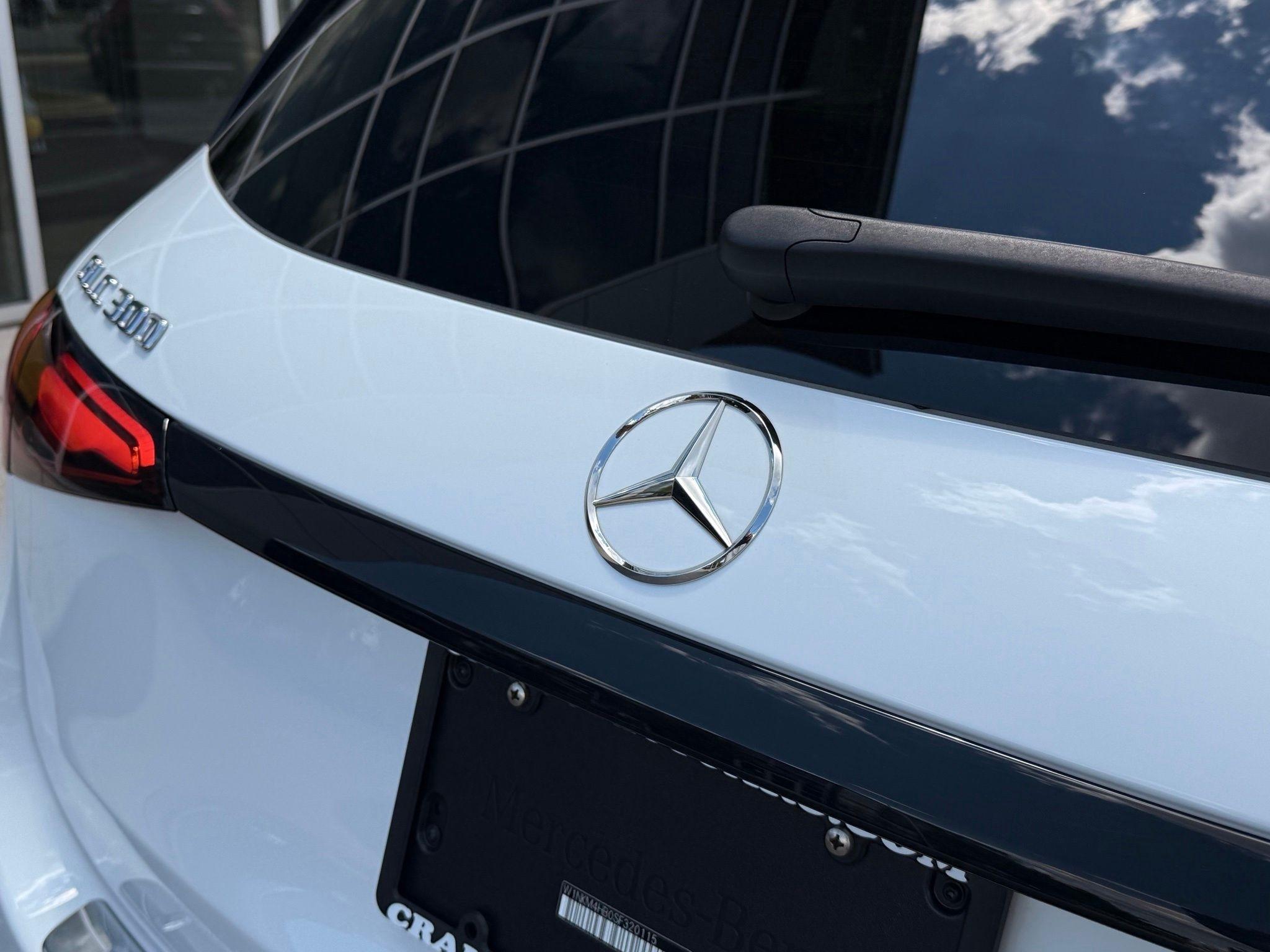 Mercedes-Benz GLC  2025