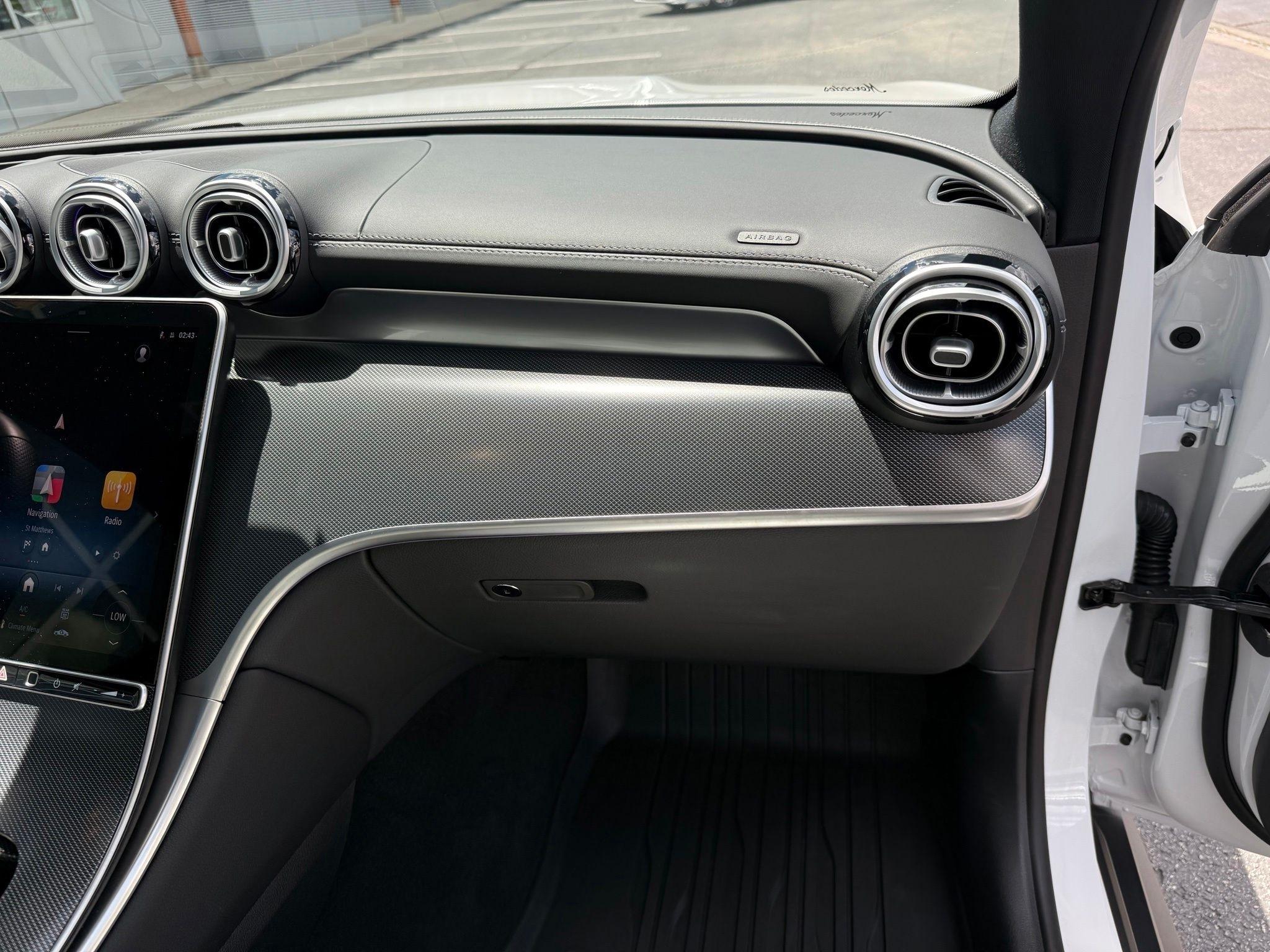 Mercedes-Benz GLC  2025
