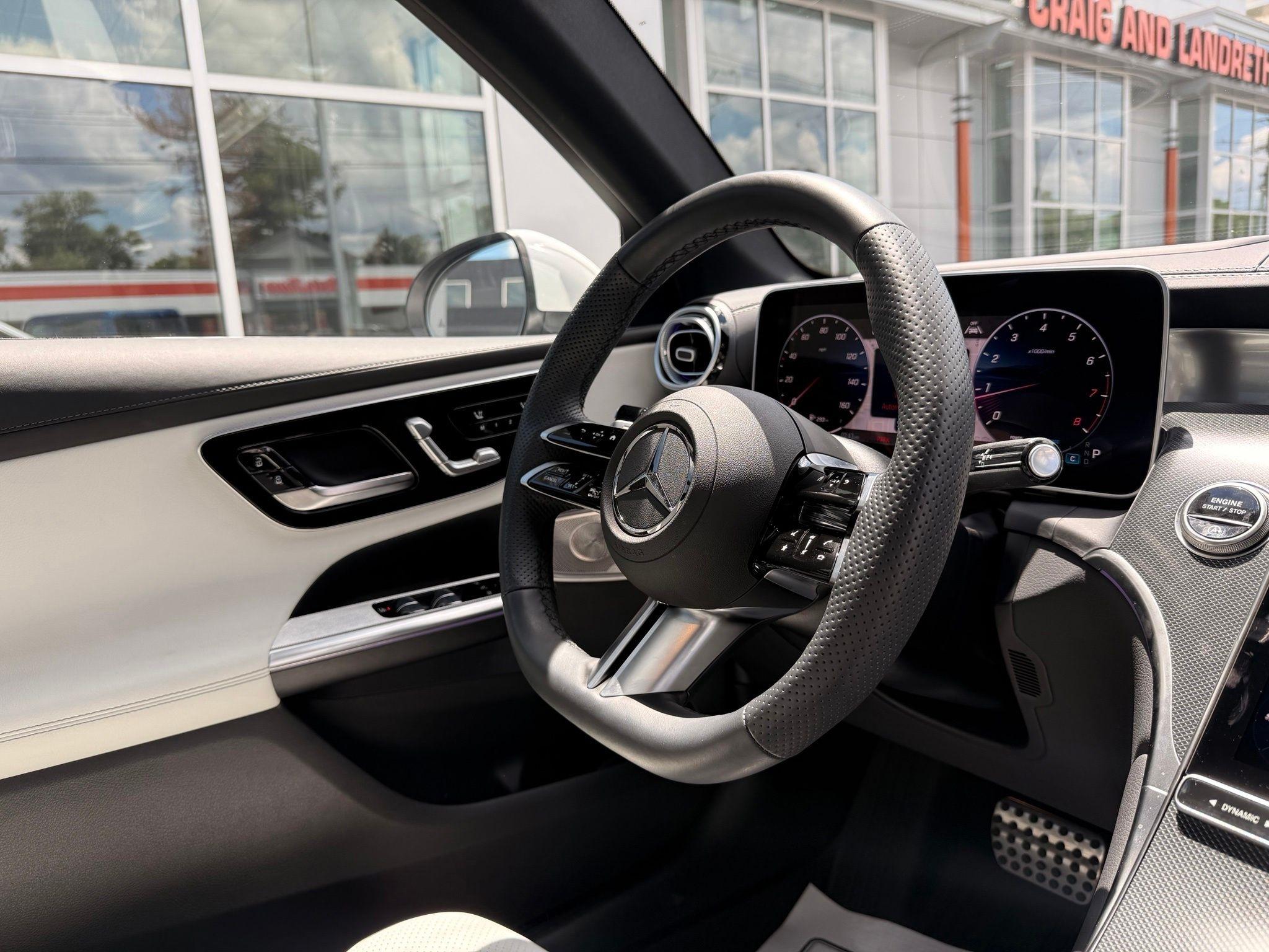 Mercedes-Benz GLC  2025