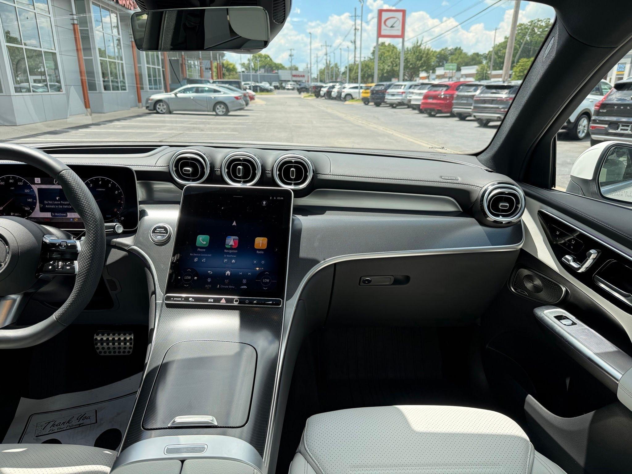 Mercedes-Benz GLC  2025