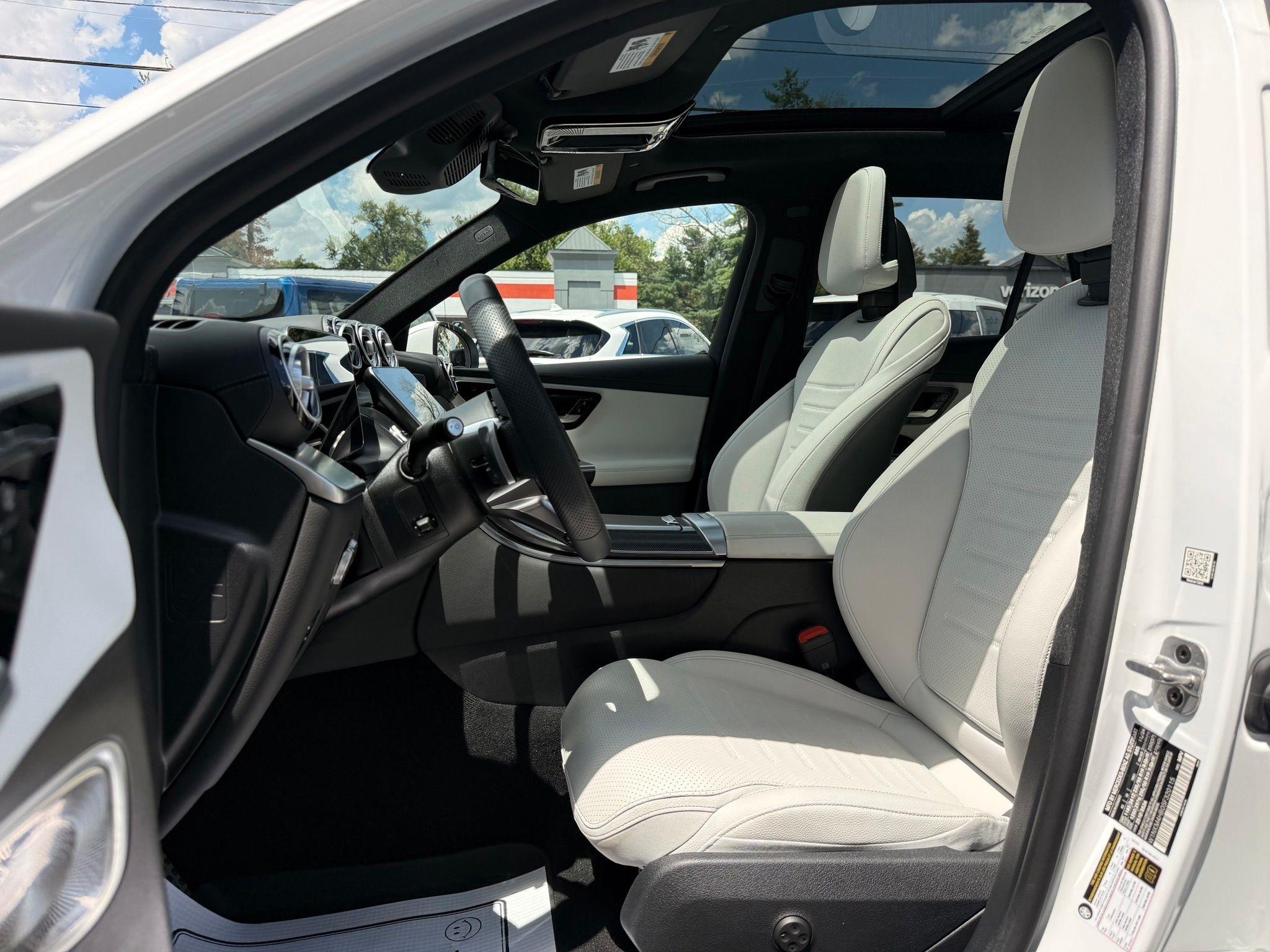 Mercedes-Benz GLC  2025