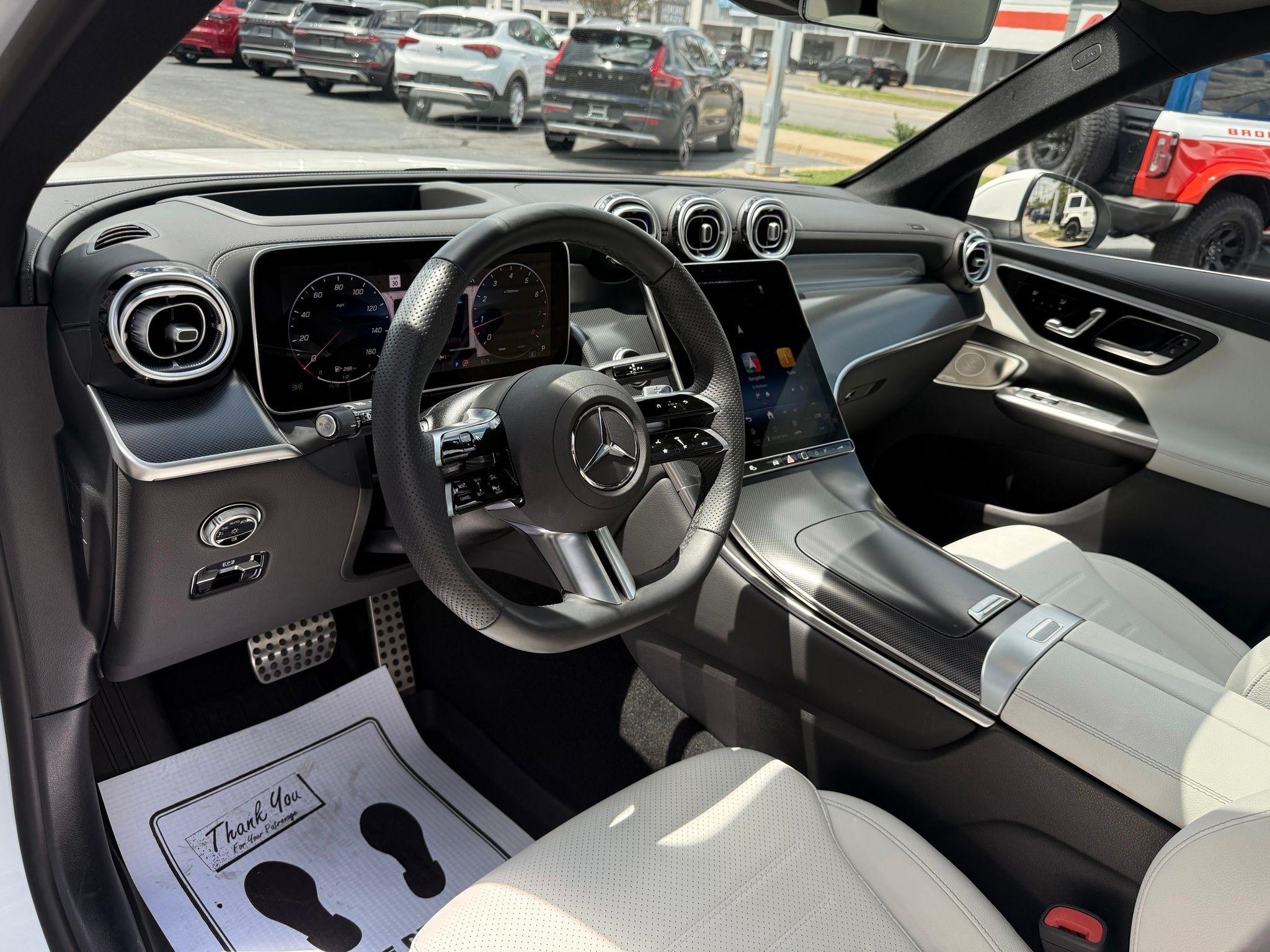Mercedes-Benz GLC  2025