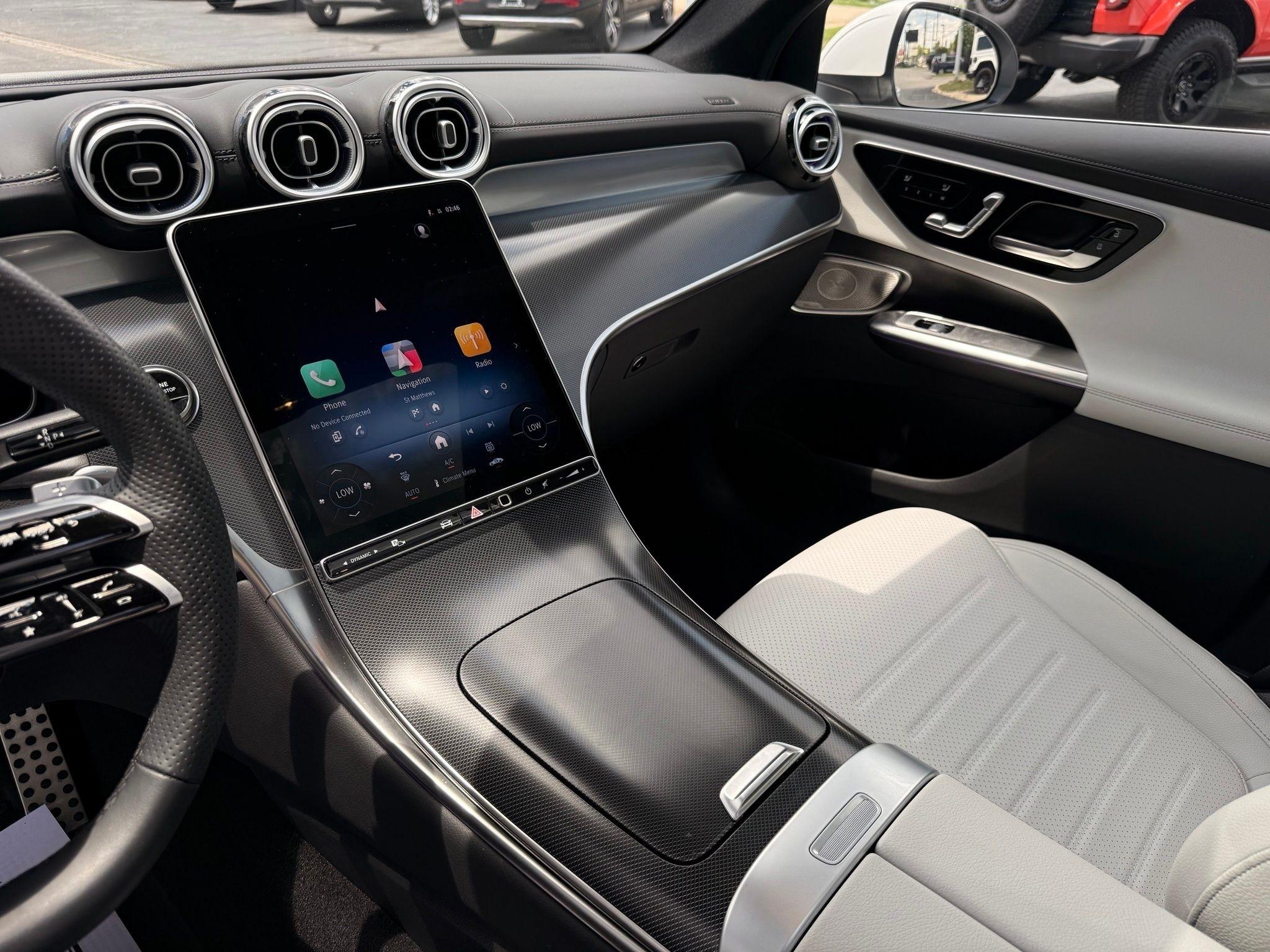 Mercedes-Benz GLC  2025