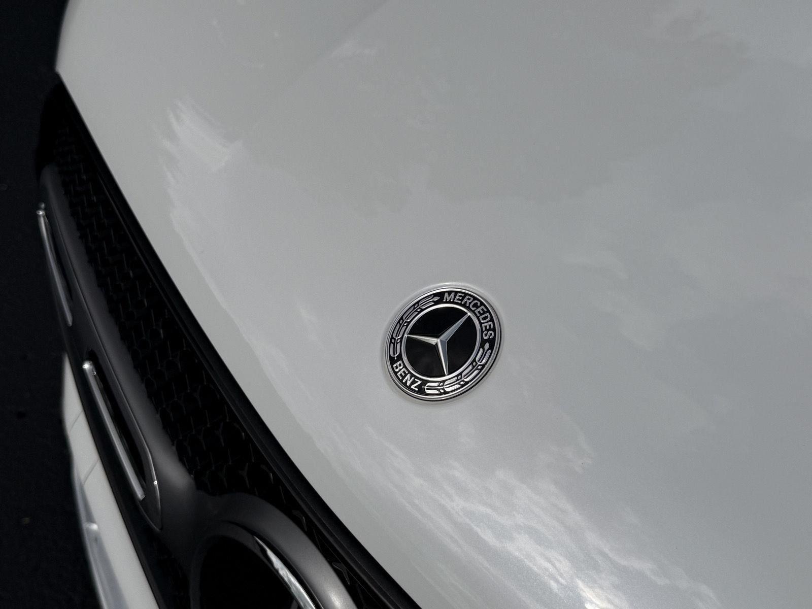 Mercedes-Benz GLC  2025