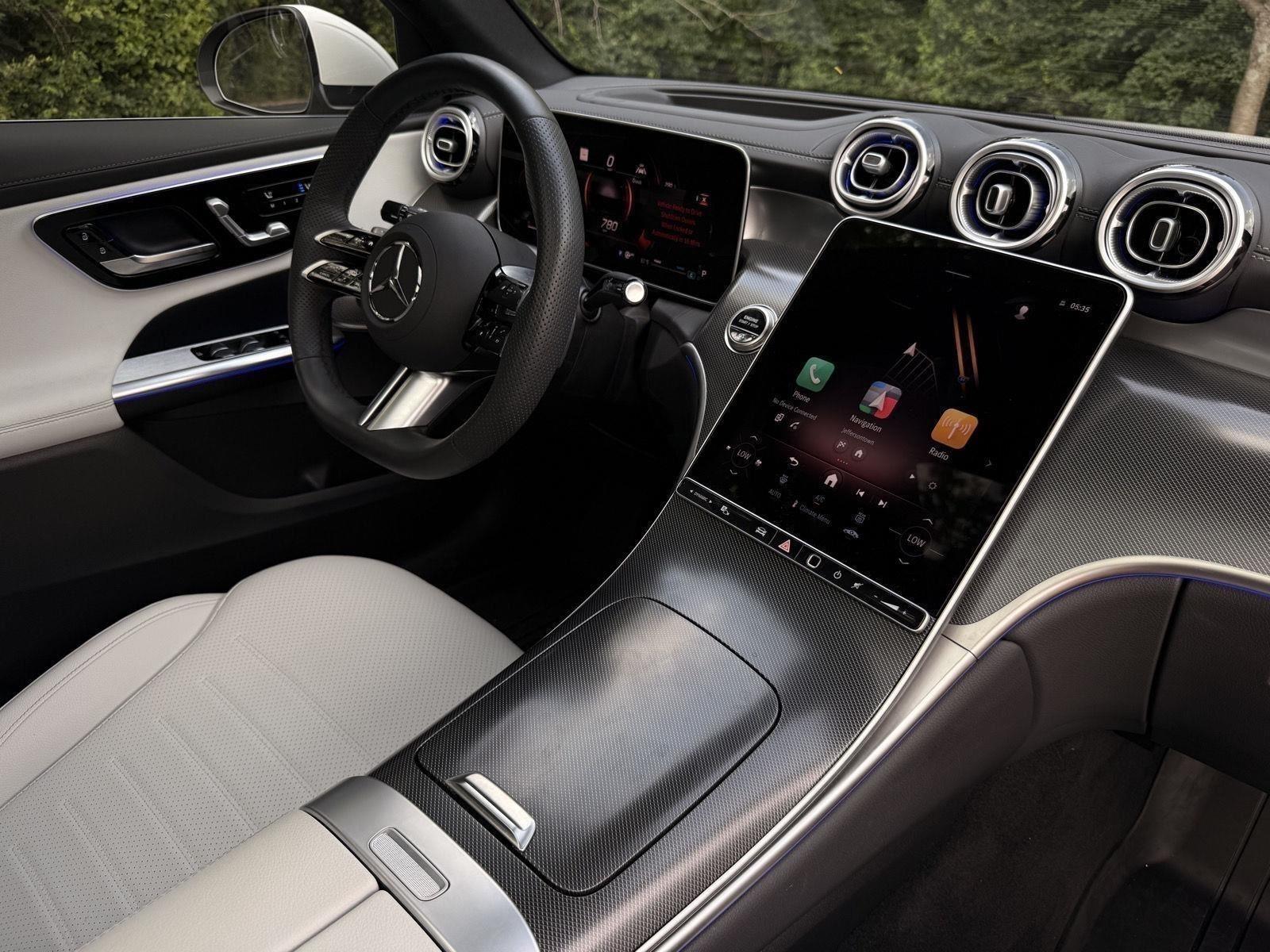 Mercedes-Benz GLC  2025