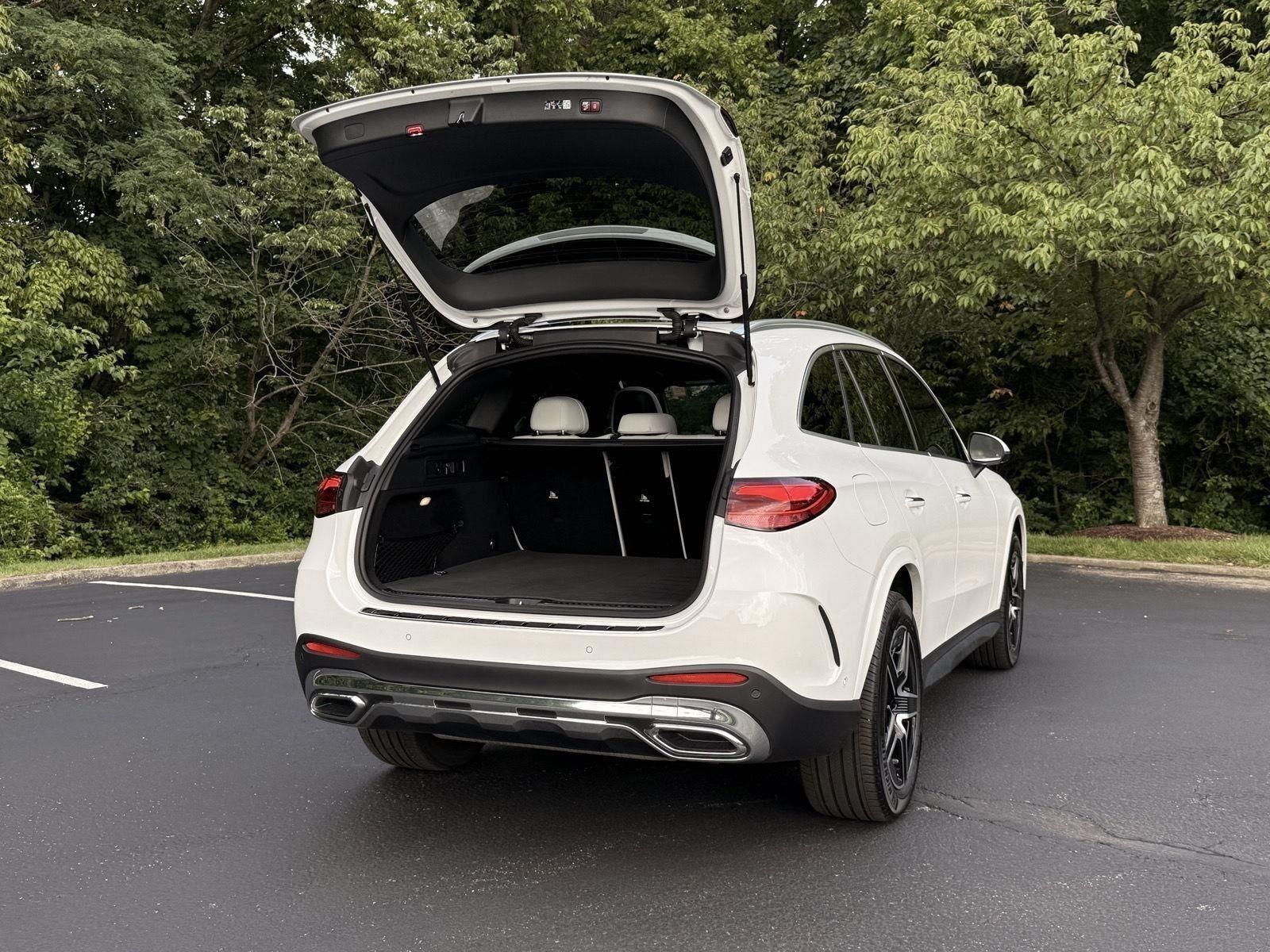 Mercedes-Benz GLC  2025