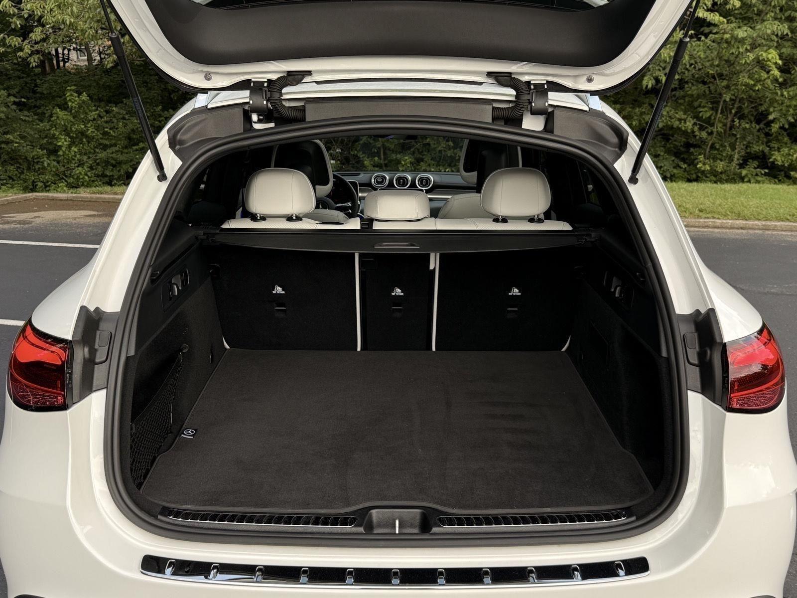 Mercedes-Benz GLC  2025