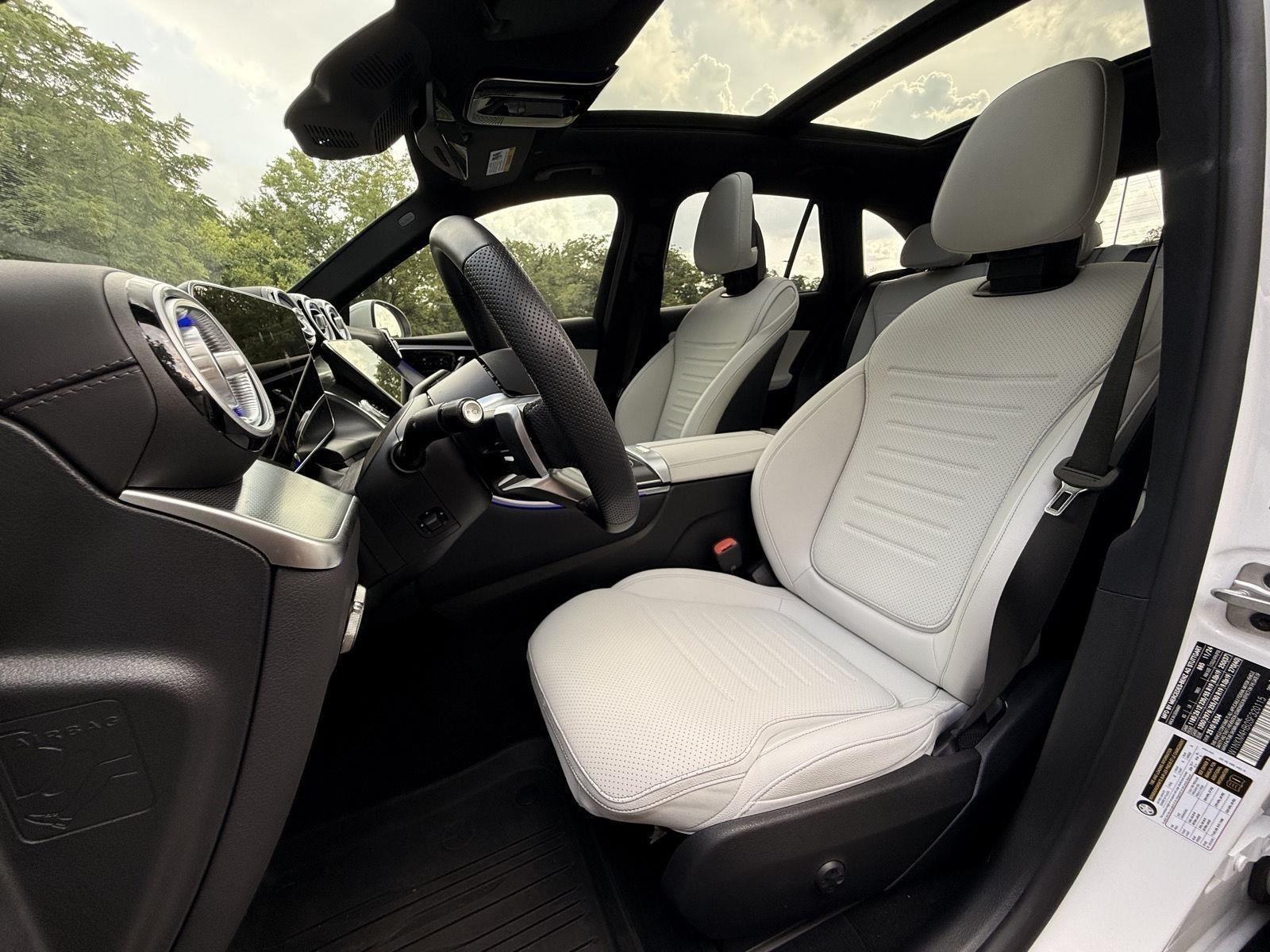Mercedes-Benz GLC  2025