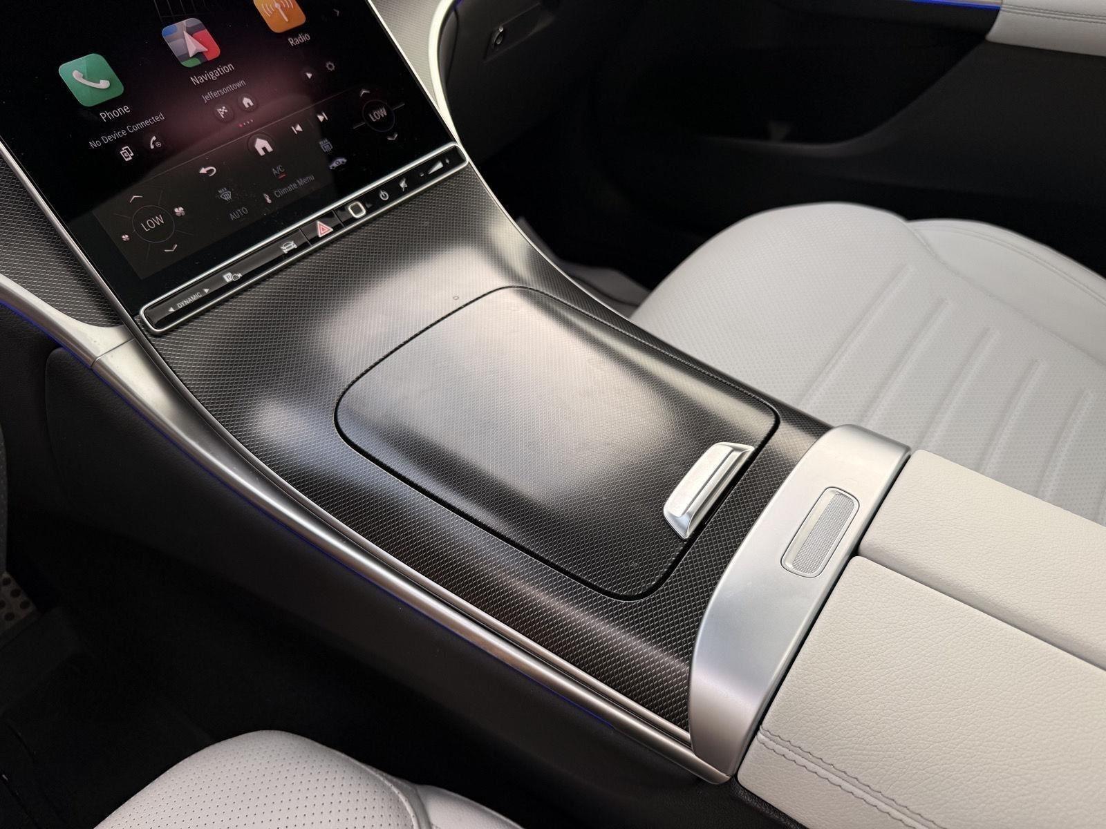 Mercedes-Benz GLC  2025