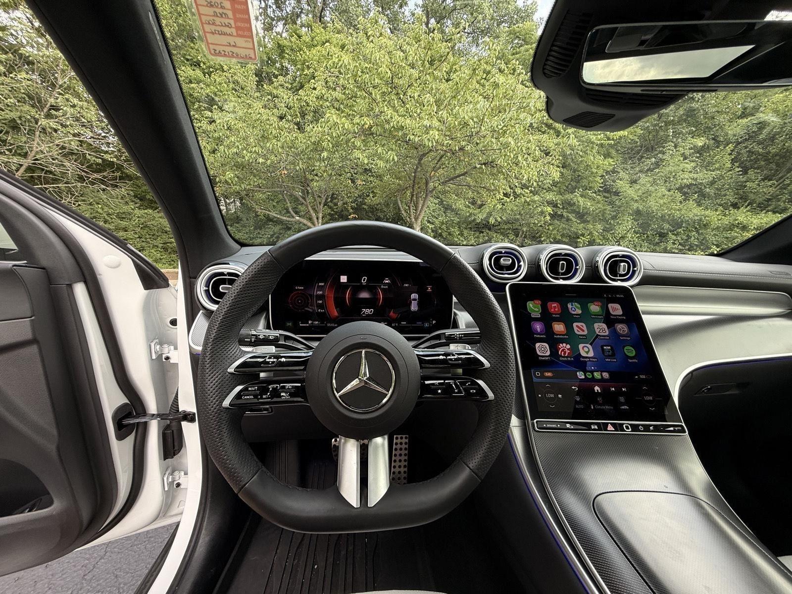 Mercedes-Benz GLC  2025